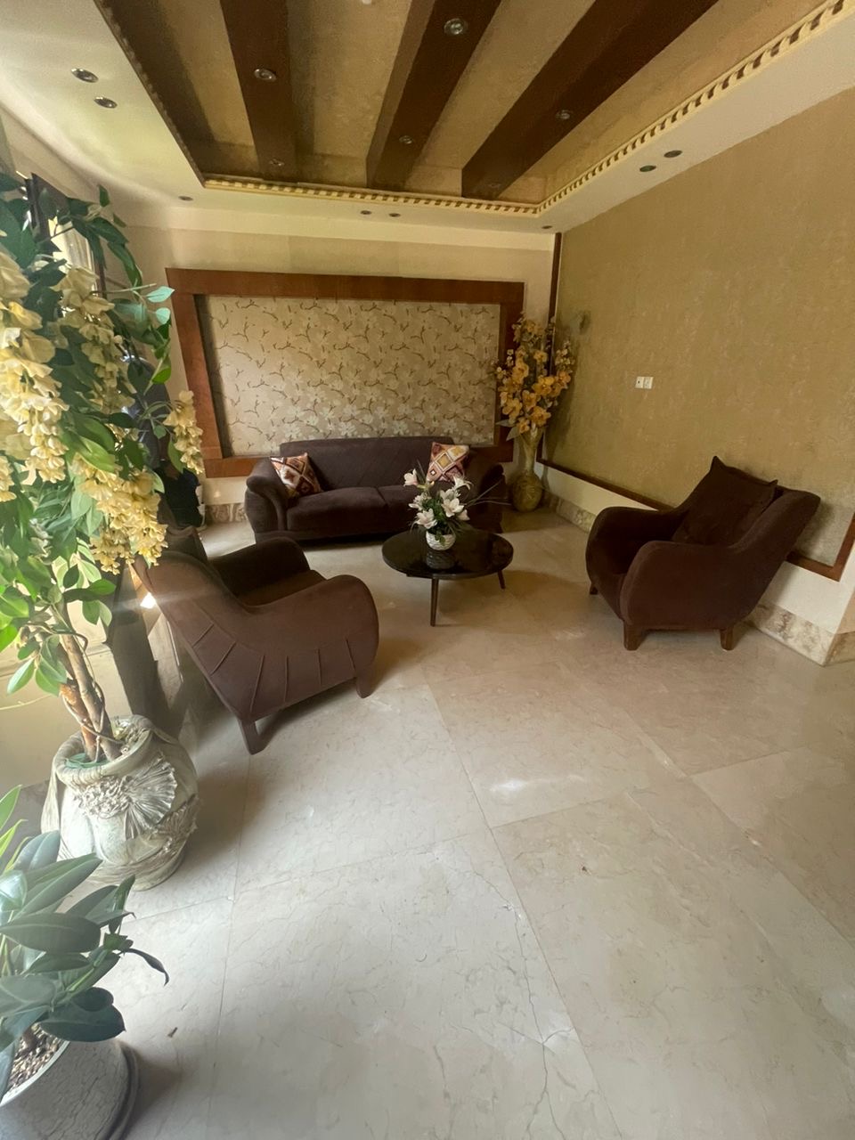 فروش آپارتمان 100 متر اندرزگو