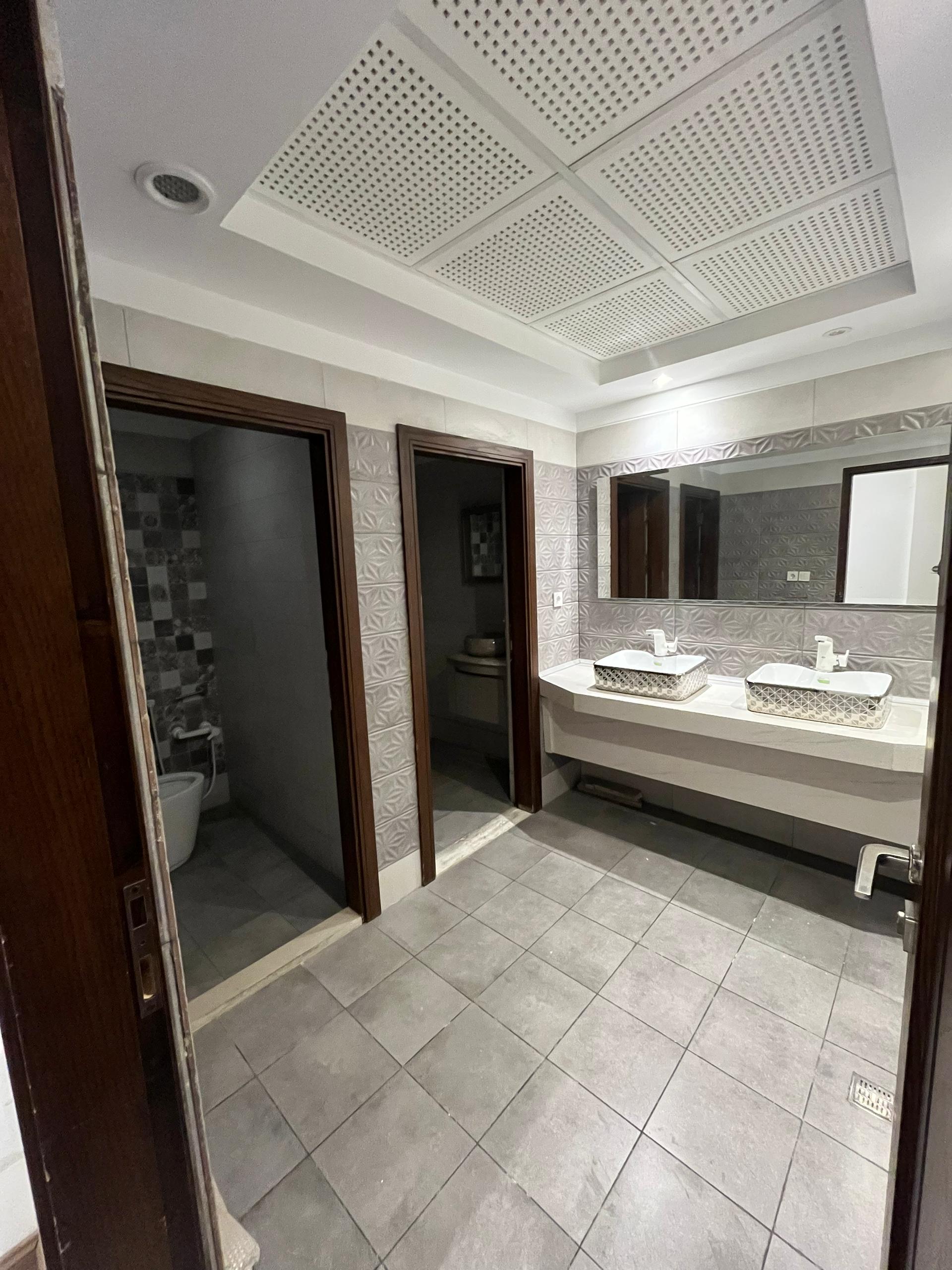 فروش اداری 230متر فرمانیه