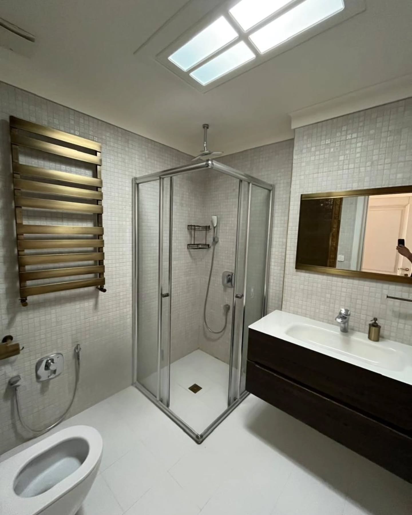 فرمانیه آقایی 220متر 3خواب تراس کاربردی