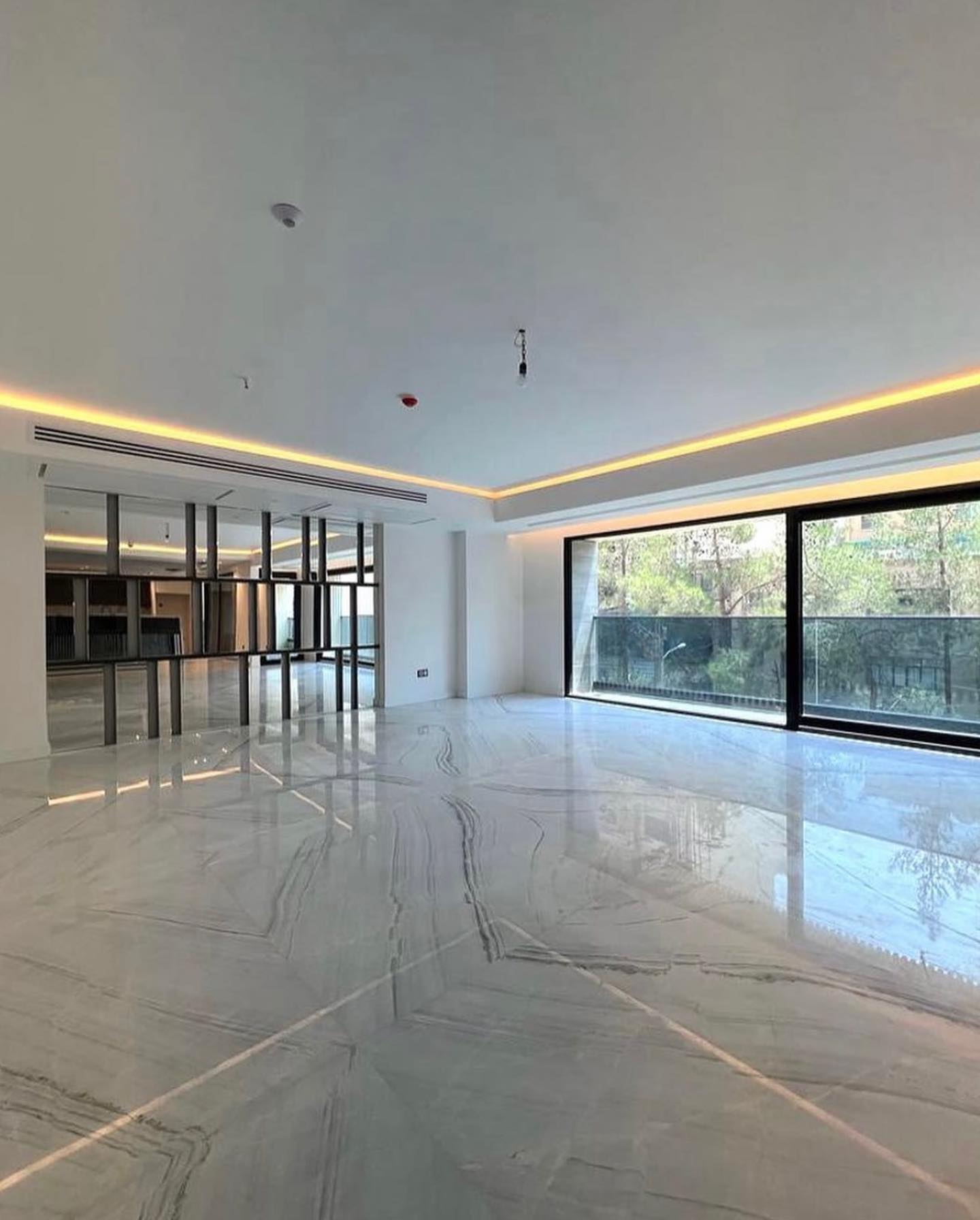 فروش آپارتمان 215متر کامرانیه فول بازسازی مدرن