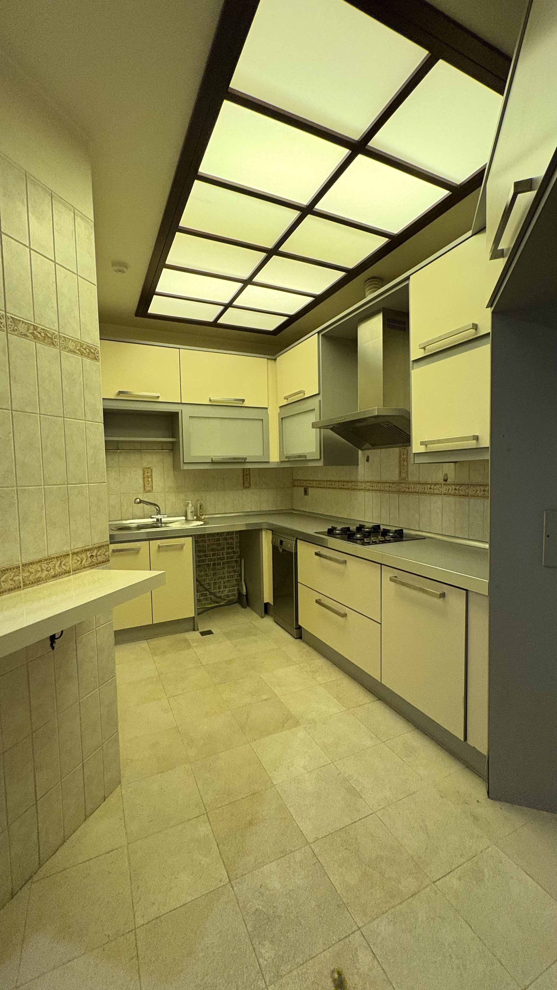 فروش آپارتمان 90 متر کامرانیه تاپ لوکیشن