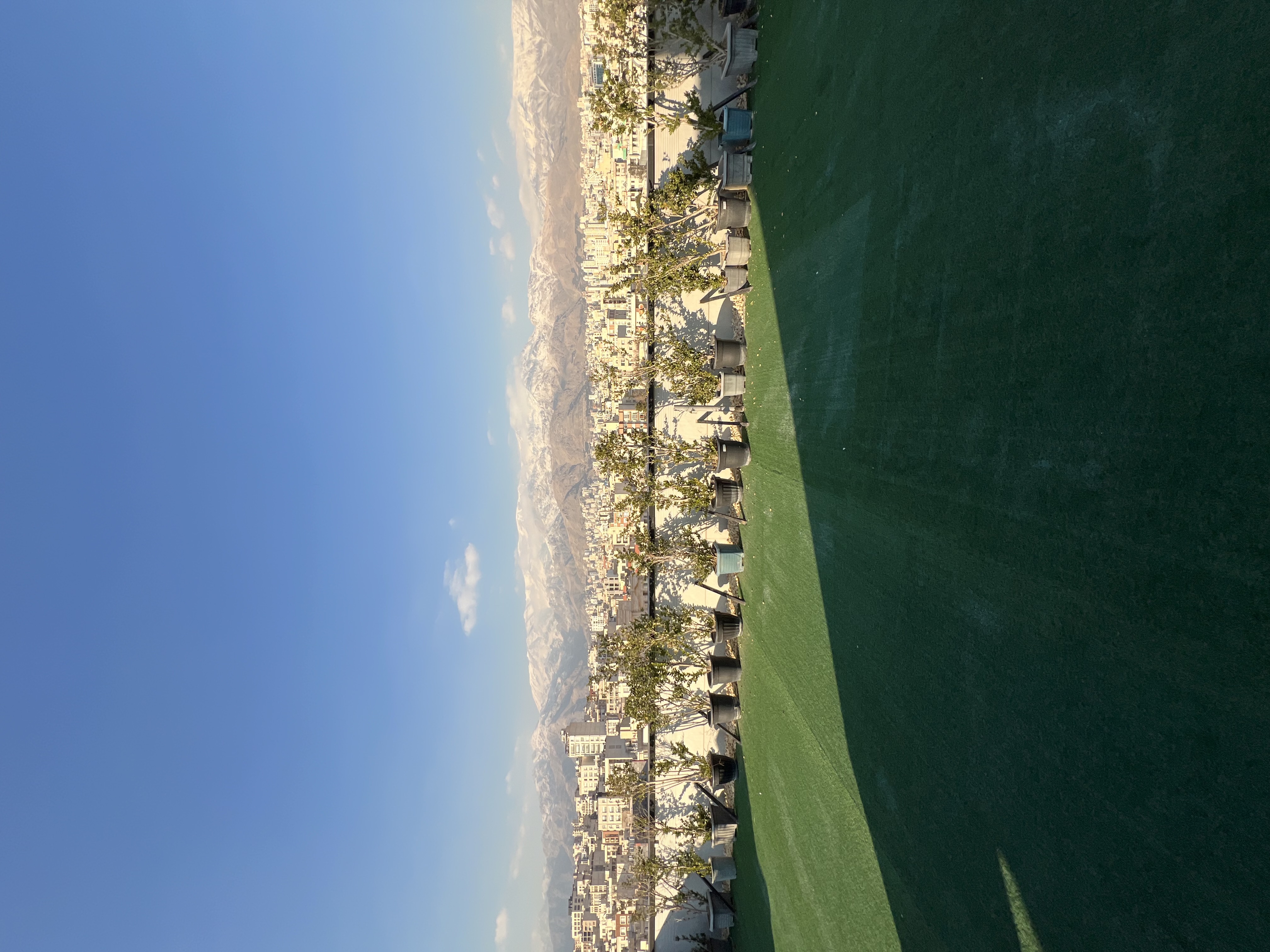 فروش اپارتمان 130 متر آپارتمان لاکچری غرق نور