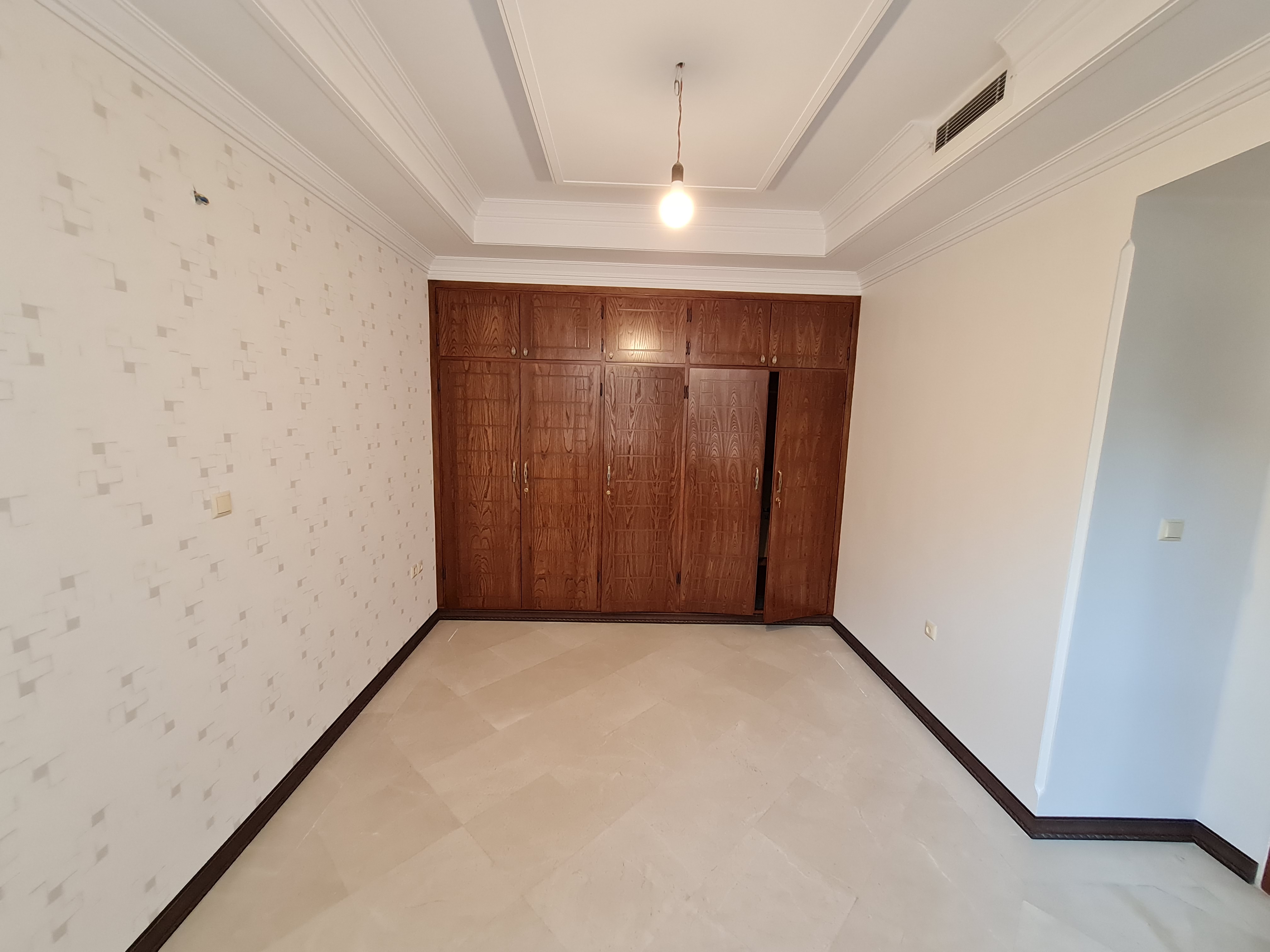 فروش آپارتمان 100 متر نیاوران عمار