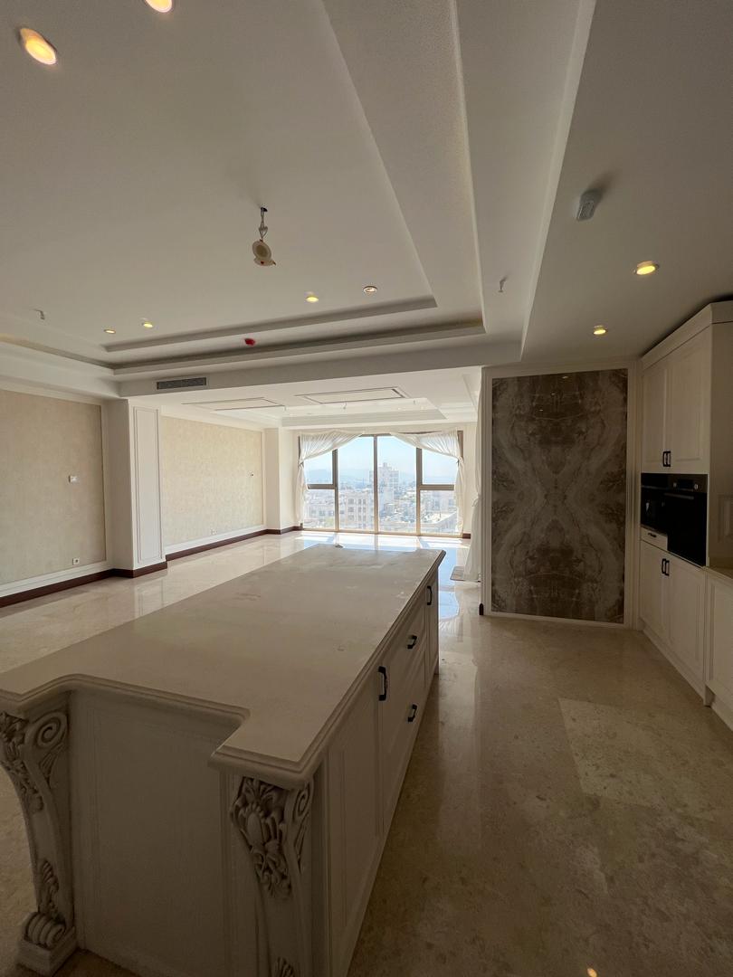 فروش آپارتمان 204 متر فرمانیه فول مشاعات