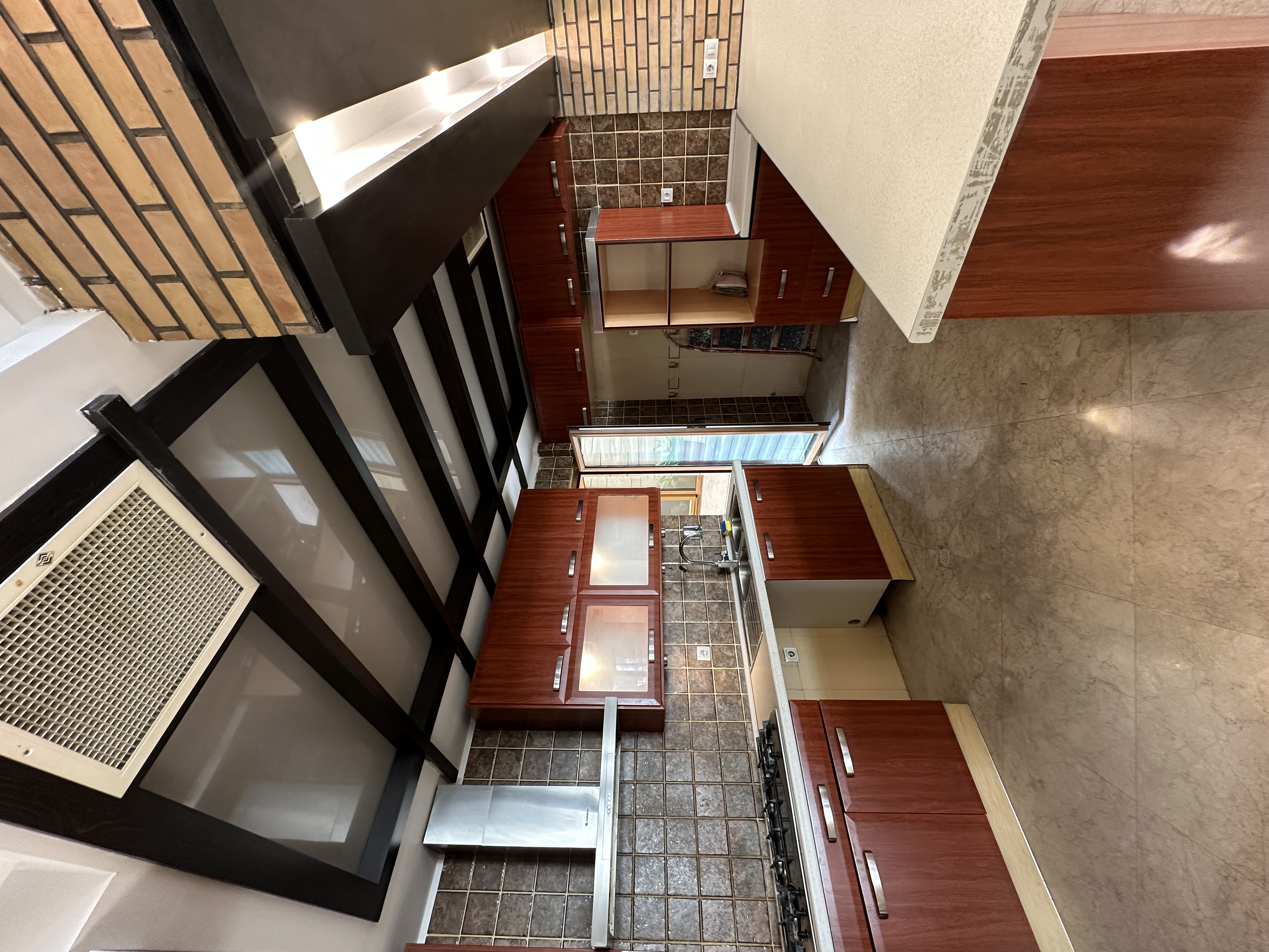 فروش آپارتمان 130متری اقدسيه