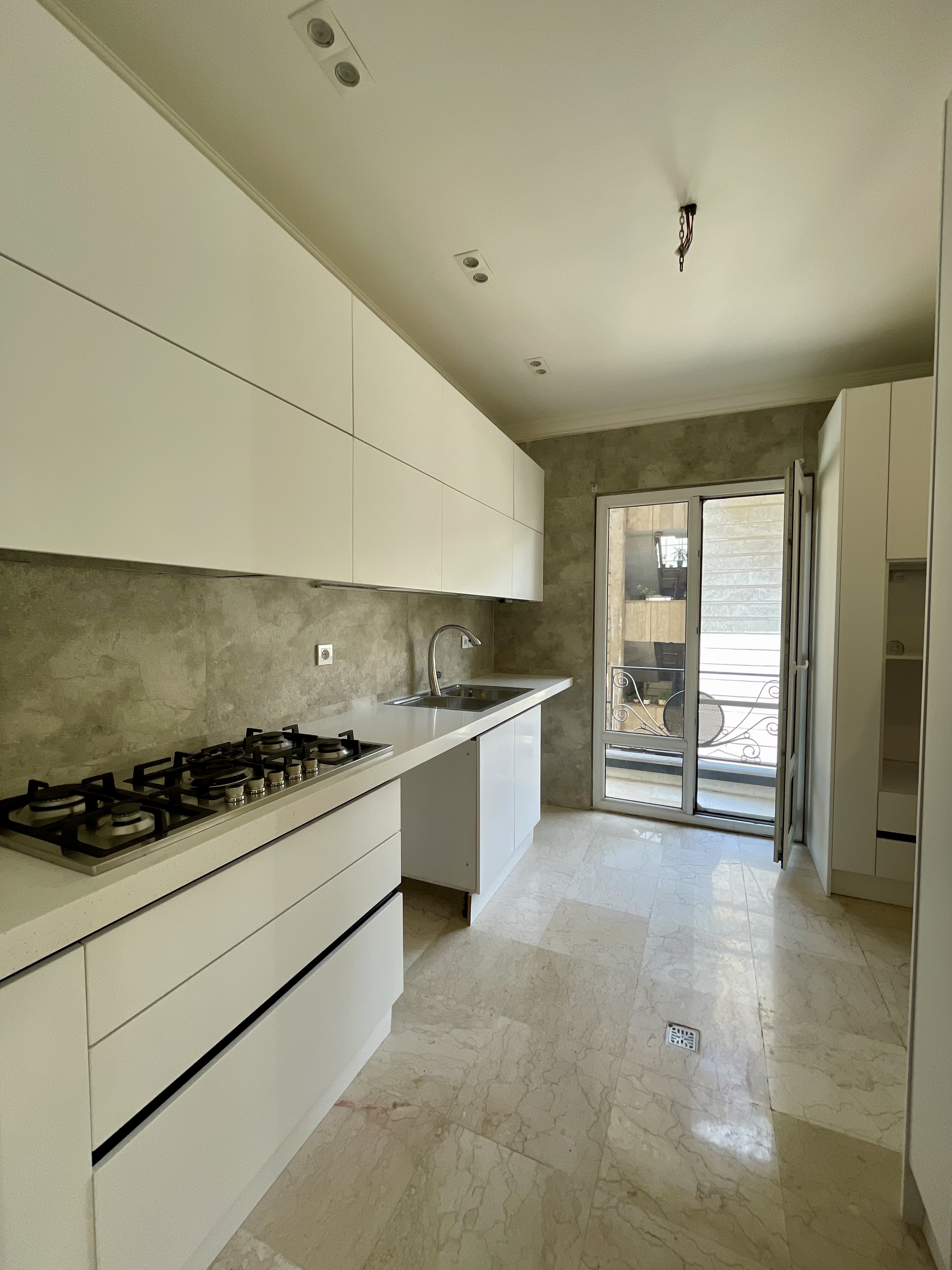 اجاره آپارتمان 110 متر اندرزگو نوسازی شده