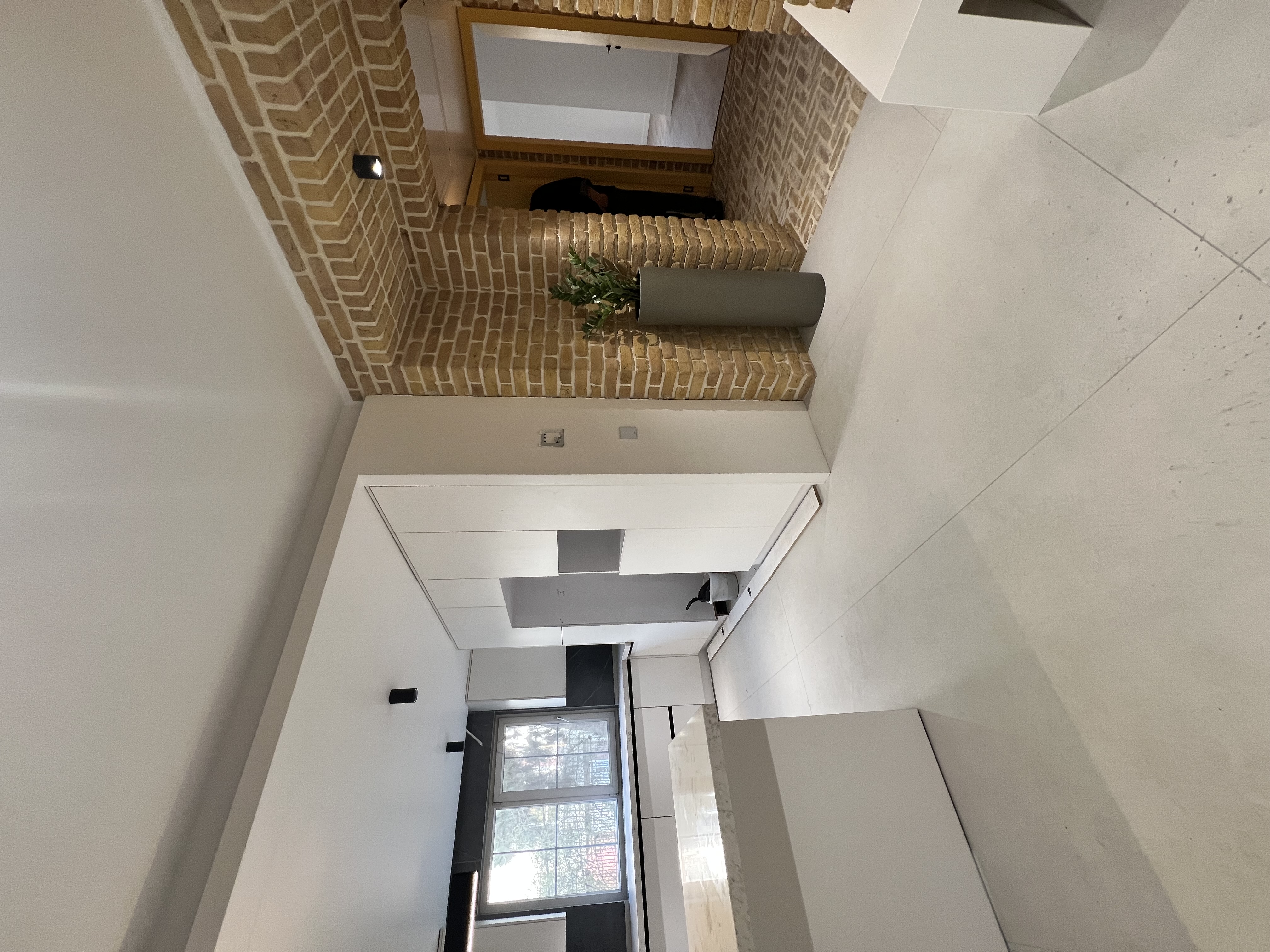 فروش 145 متر آپارتمان در قلب منظریه فول بازسازی مدرن