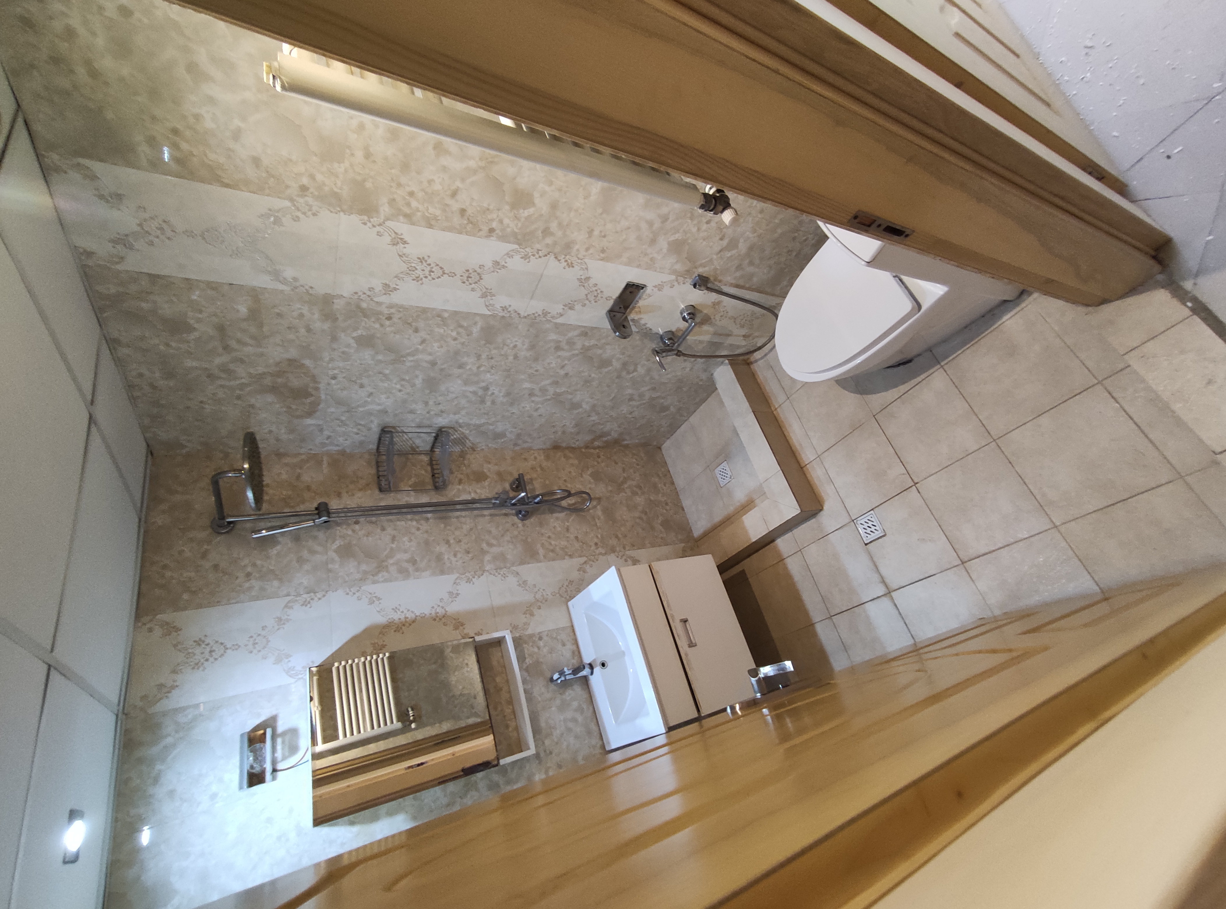 اجاره آپارتمان 130 متر  پاسداران