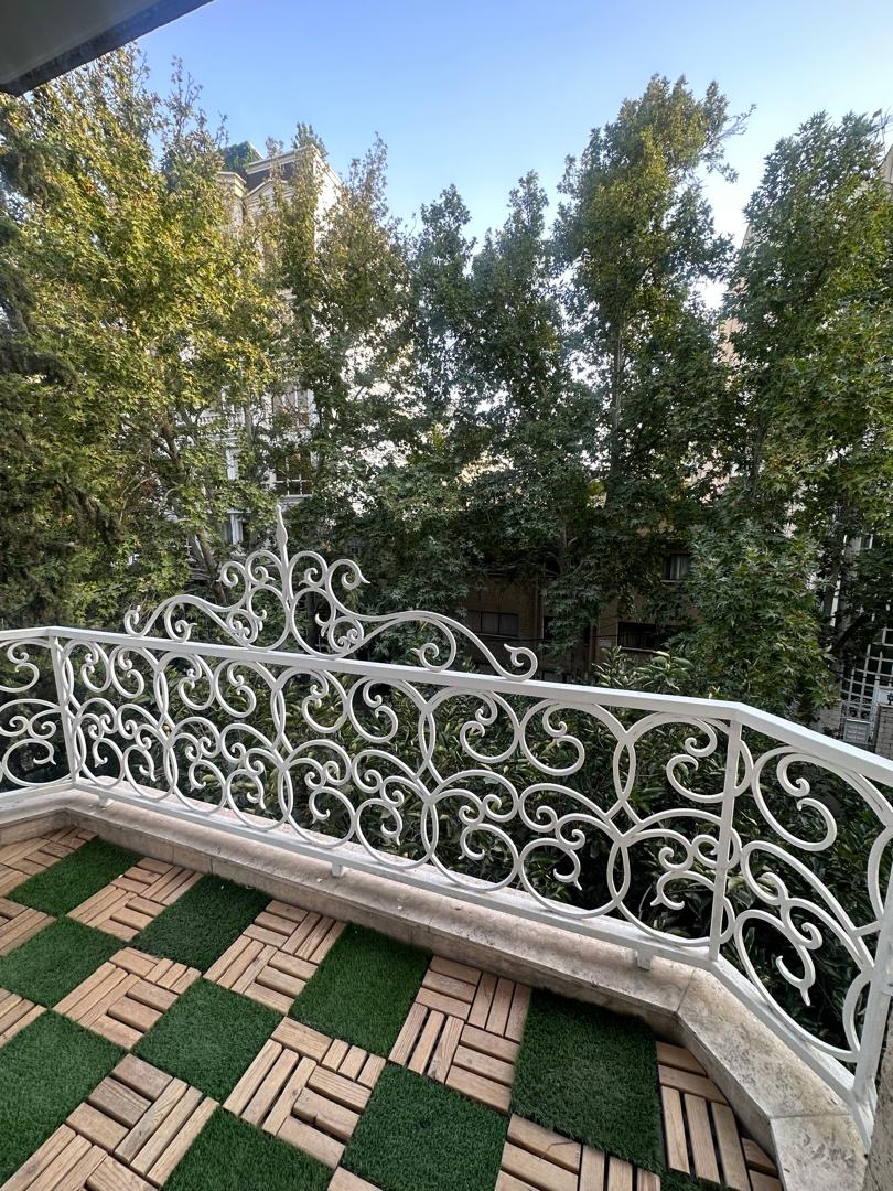 فروش آپارتمان 96 متر نیاوران