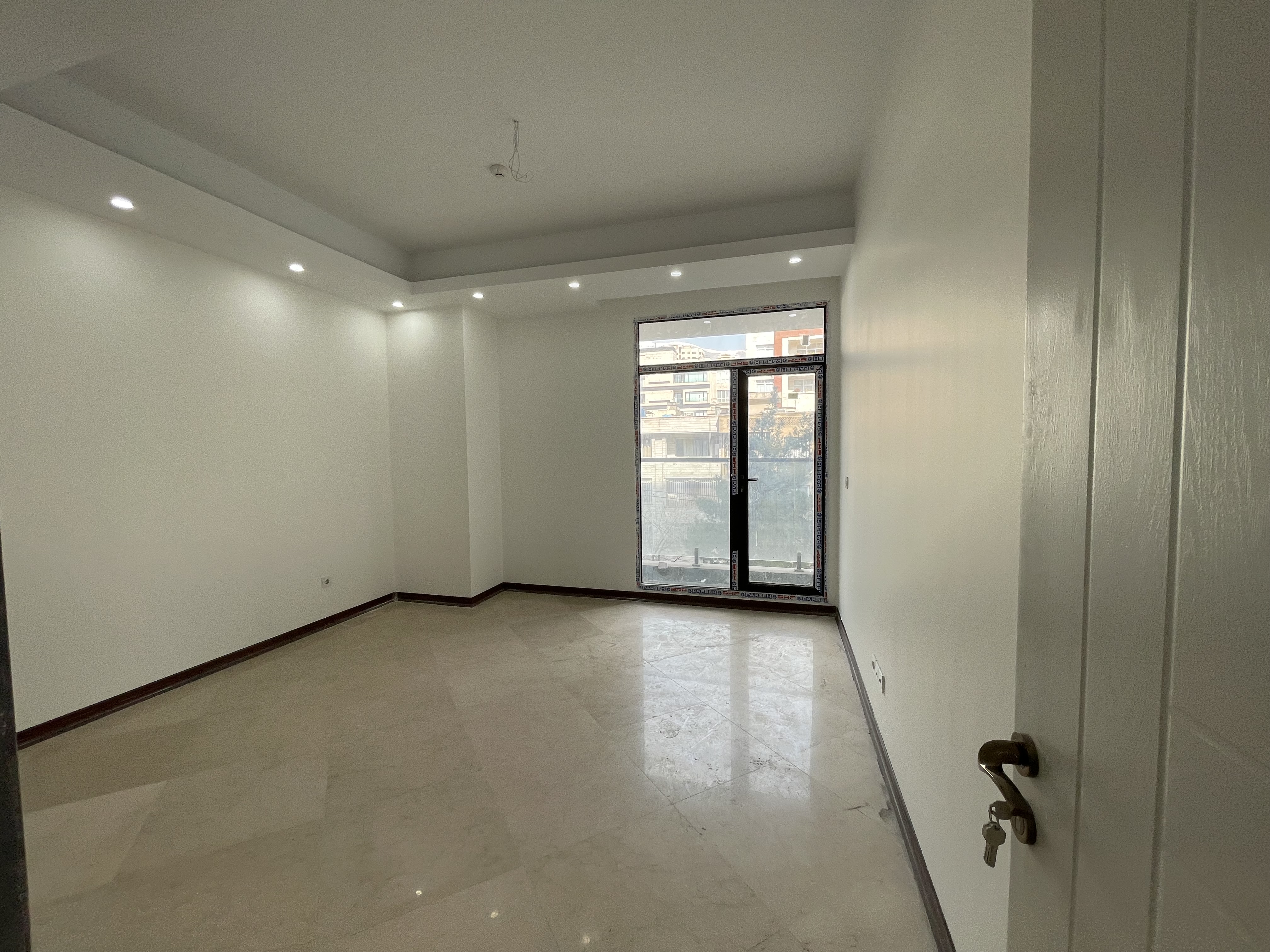 فروش آپارتمان در اقدسیه70متر‌فول امکانات