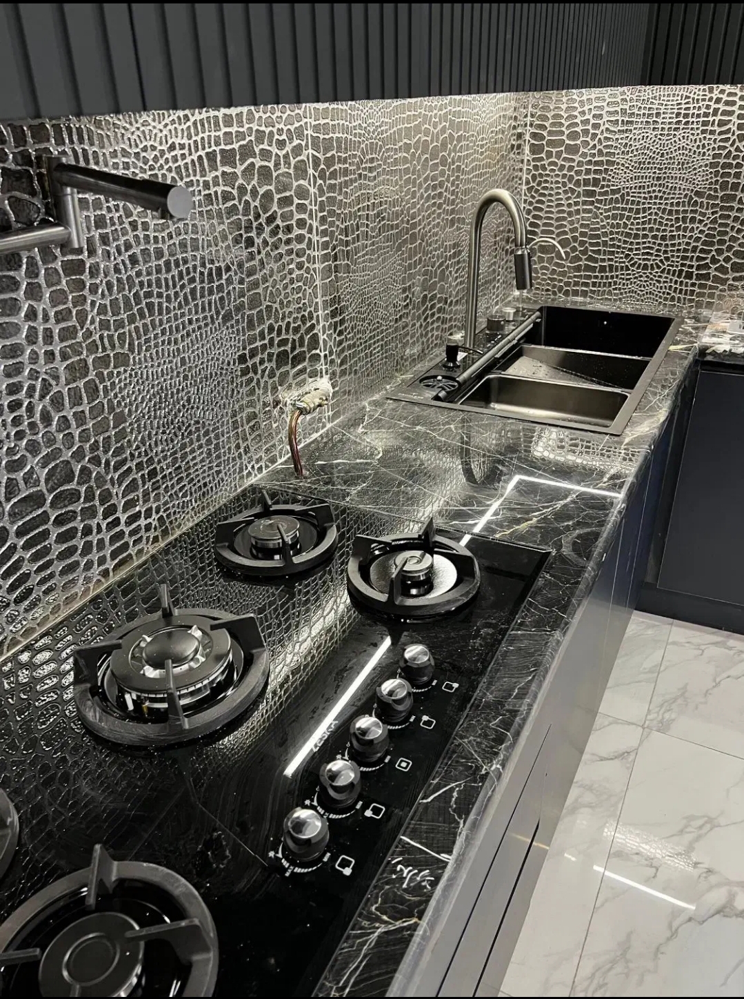 فروش آپارتمان 140متر قیطریه فول بازسازی