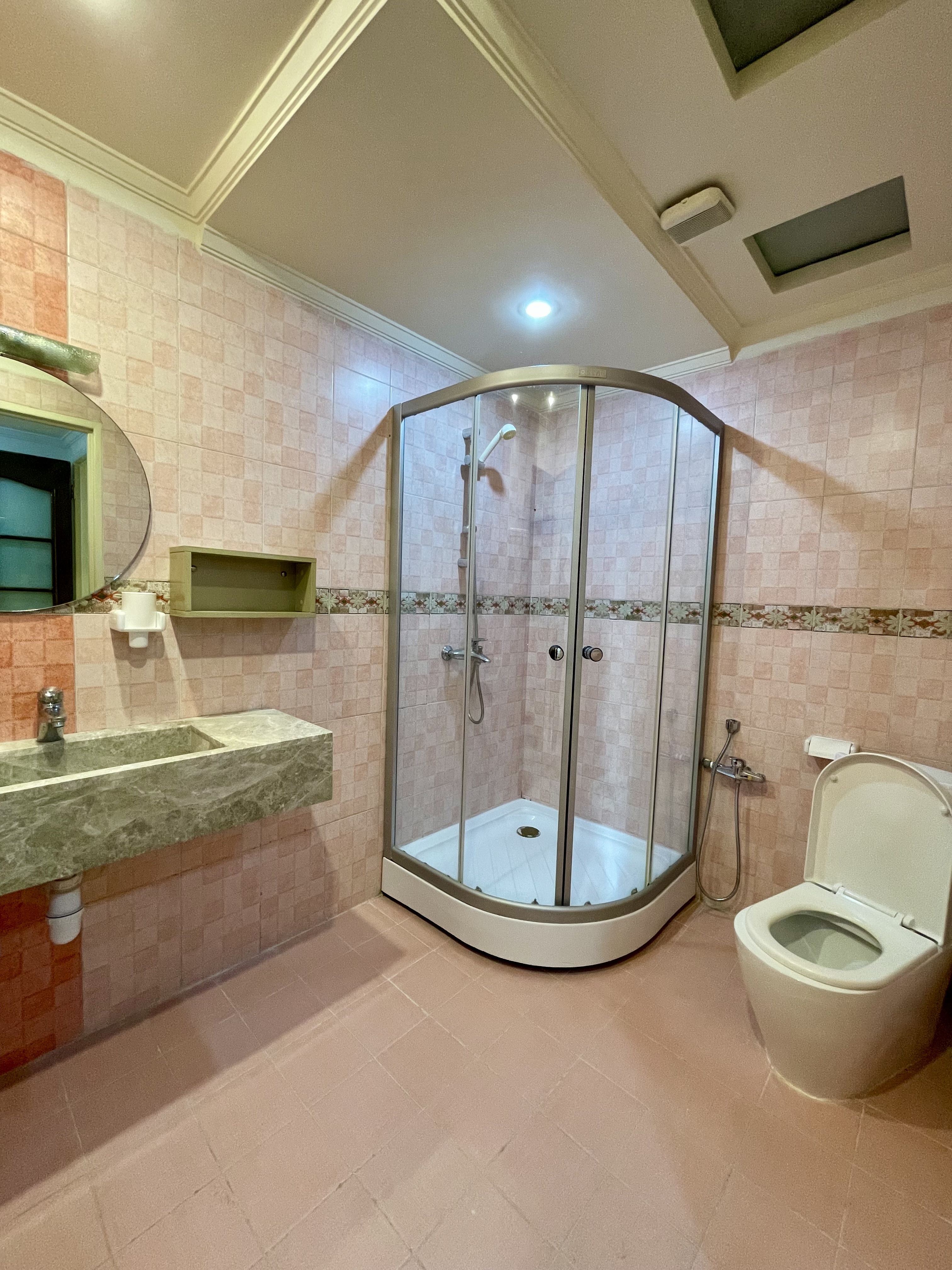 اجاره آپارتمان 150 متر جماران بازسازی شده