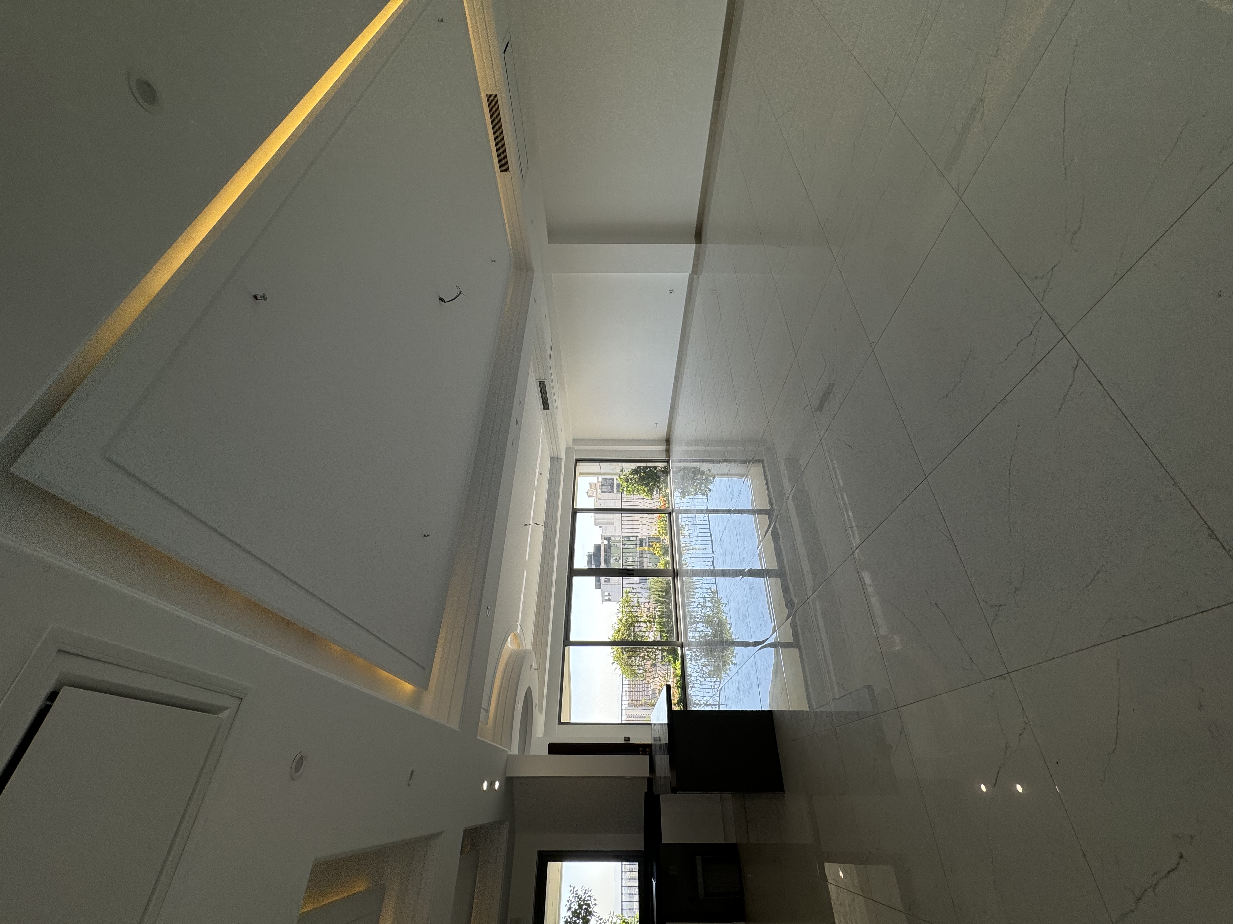 فروش آپارتمان 260 متر چهارخواب صاحبقرانیه