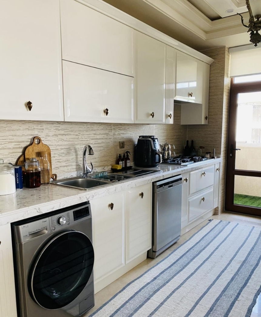 فروش آپارتمان 120 متری 2 خواب در نیاوران