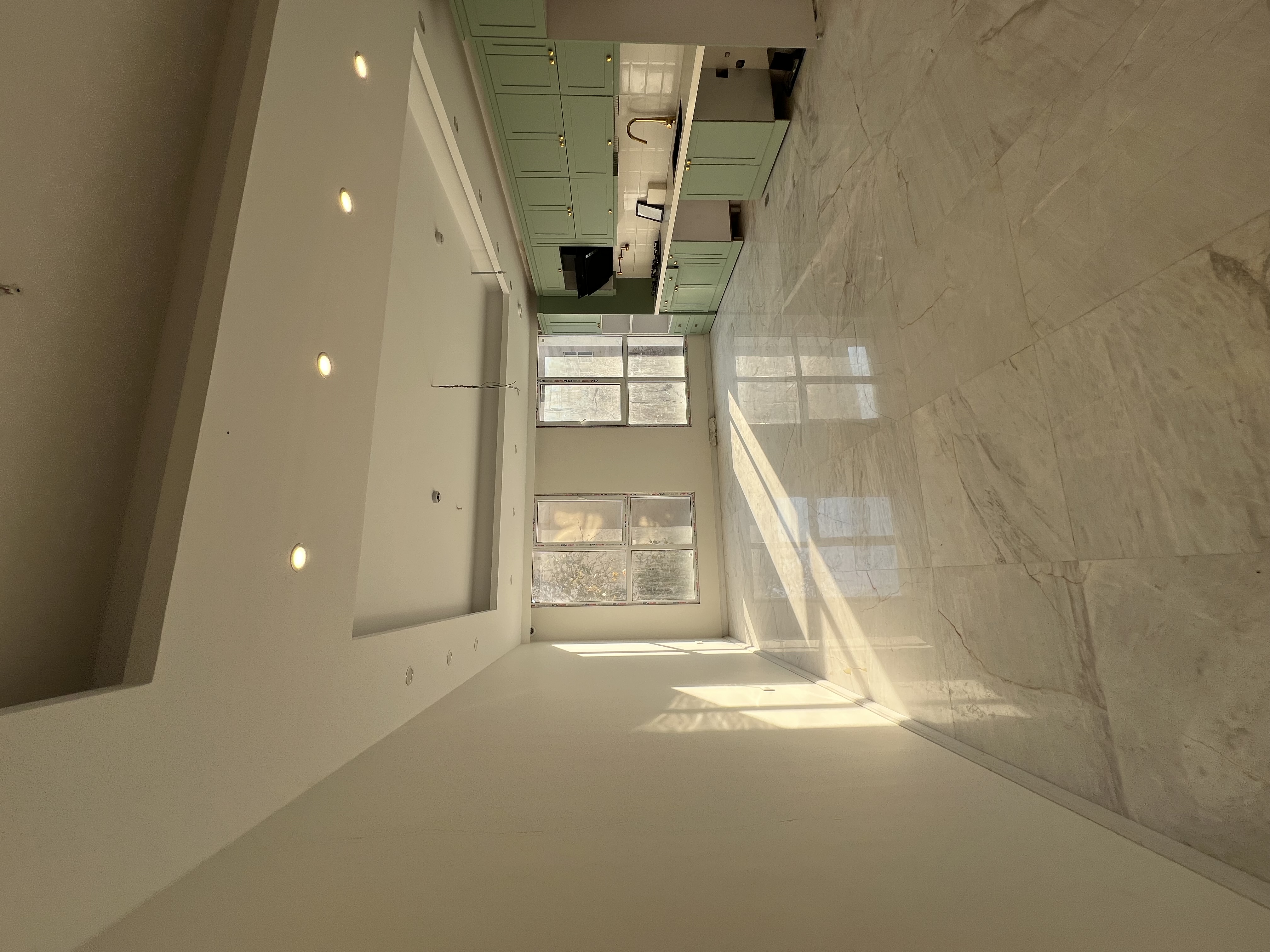 فروش اپارتمان 130 متر آپارتمان لاکچری غرق نور