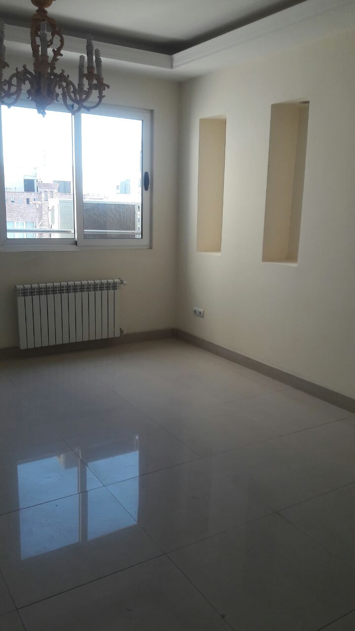 فروش آپارتمان 95 متر قلهک خوش نقشه