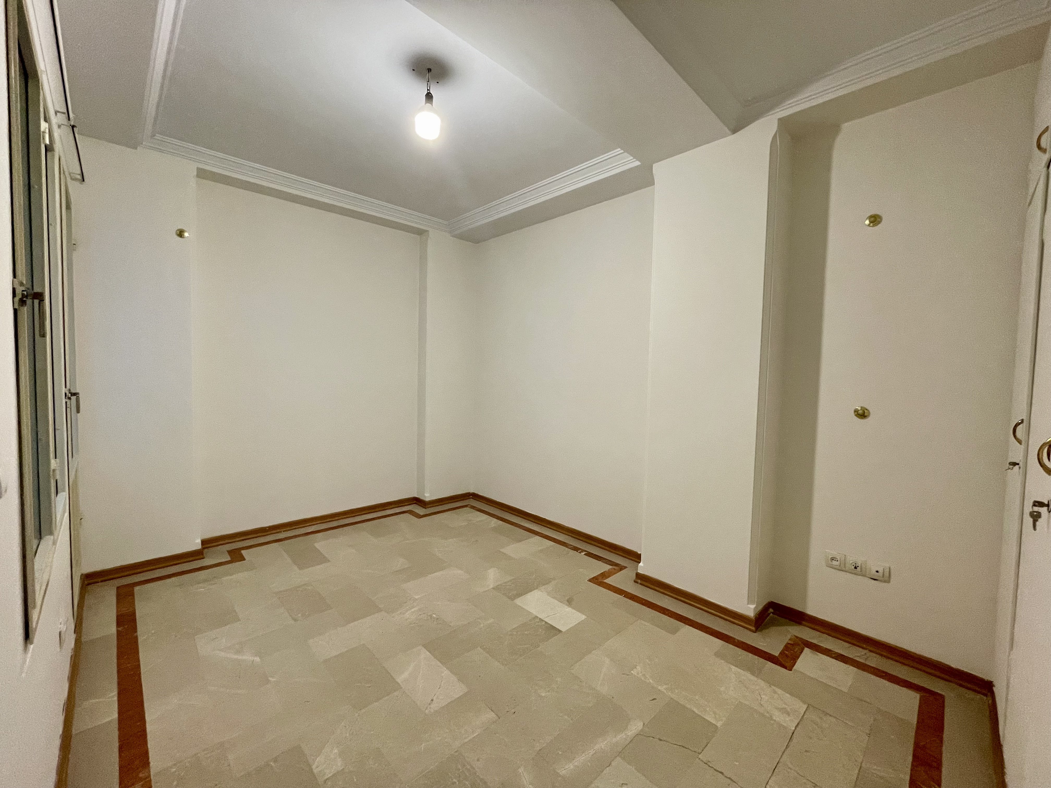 اجاره آپارتمان 150 متر جماران بازسازی شده