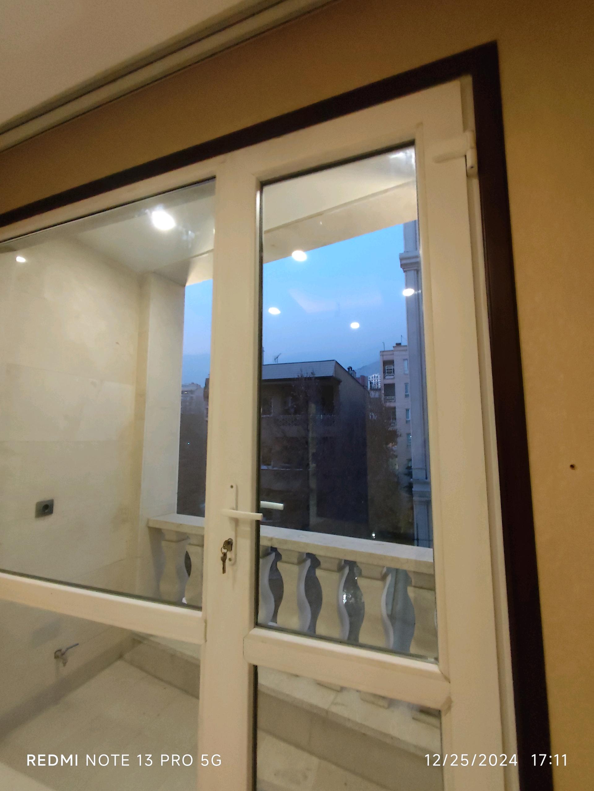 اجاره آپارتمان 160متر طبقات بالا نور گیری عالی نیاوران *گلسنگ*