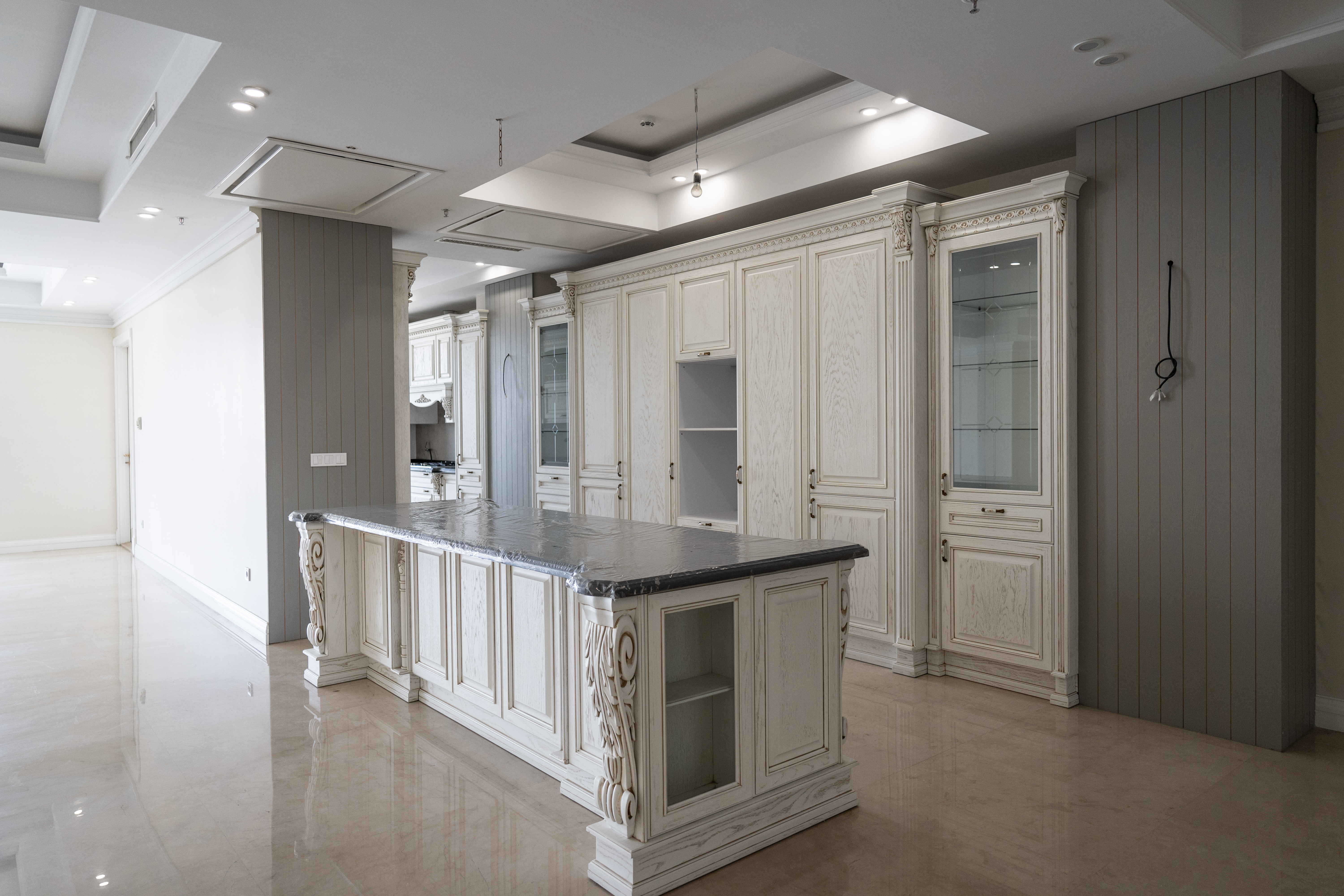 فروش آپارتمان 350 متر صاحبقرانیه فول مشاعات