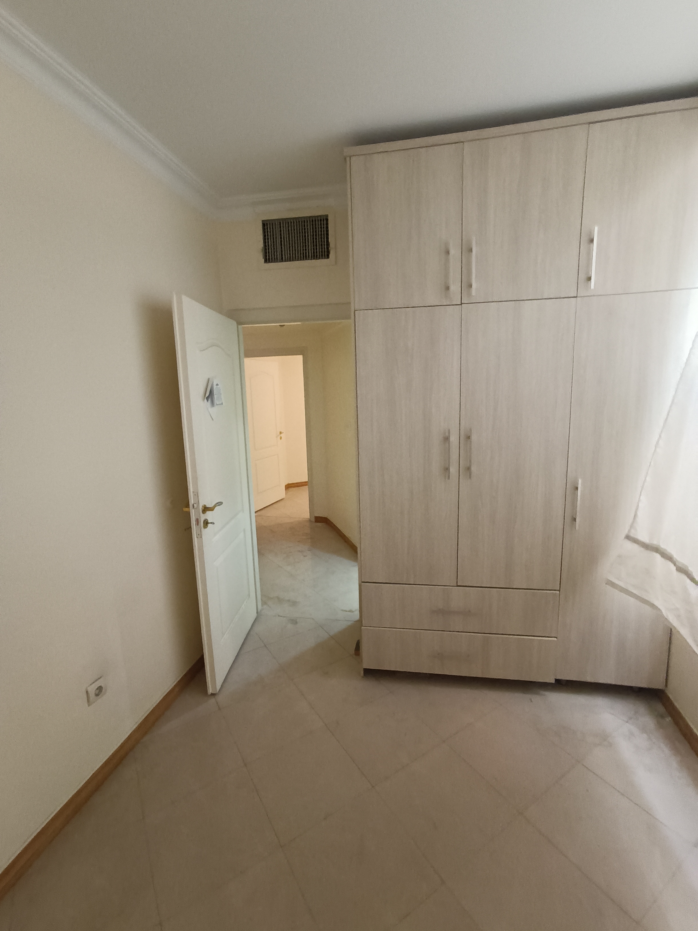 فروش آپارتمان 75 متر شهرک لاله 2 خواب بالکن دار