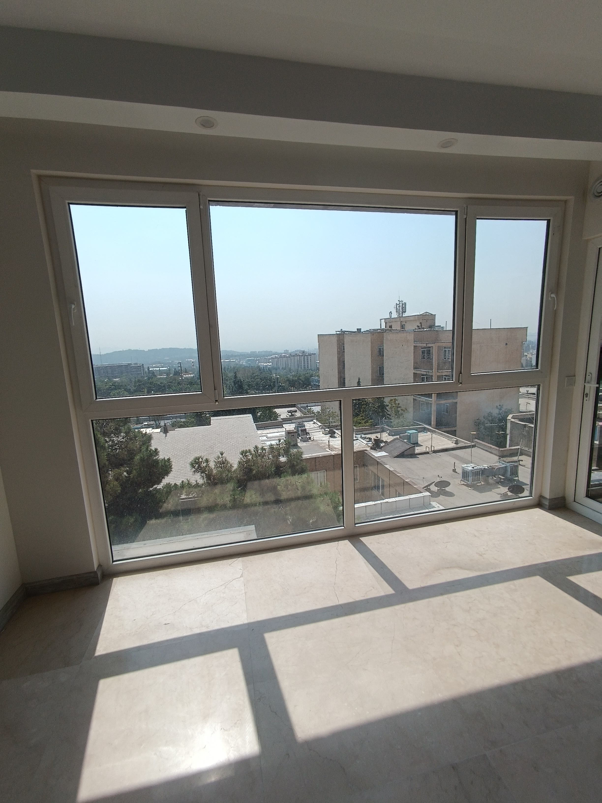 فروش آپارتمان 120 متر شهرک نفت 2 خواب ویو جنوبی مجلل