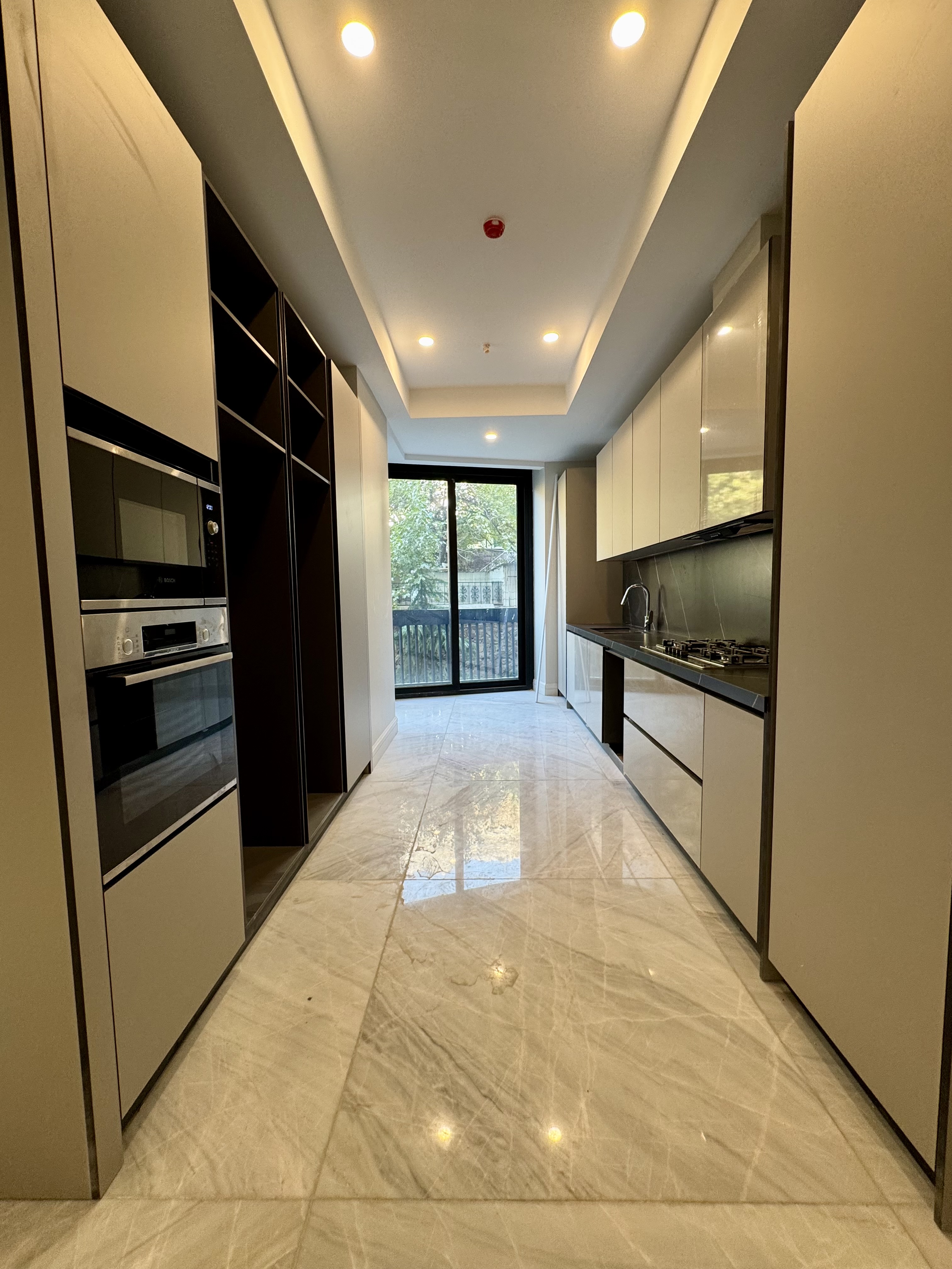 فروش آپارتمان 150متر نیاوران 2پارکینگ