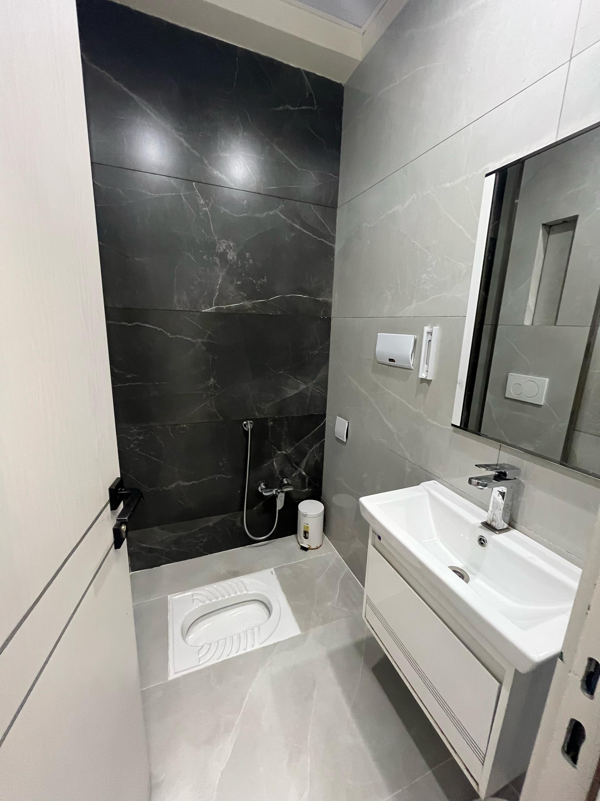 اجاره اداری 150متر نیاوران