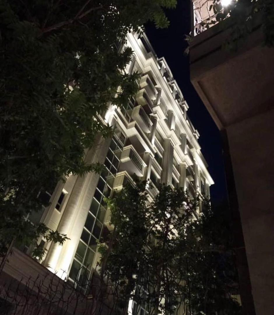 فروش اپارتمان 200 متر اندرزگو برج باغ بى نظير