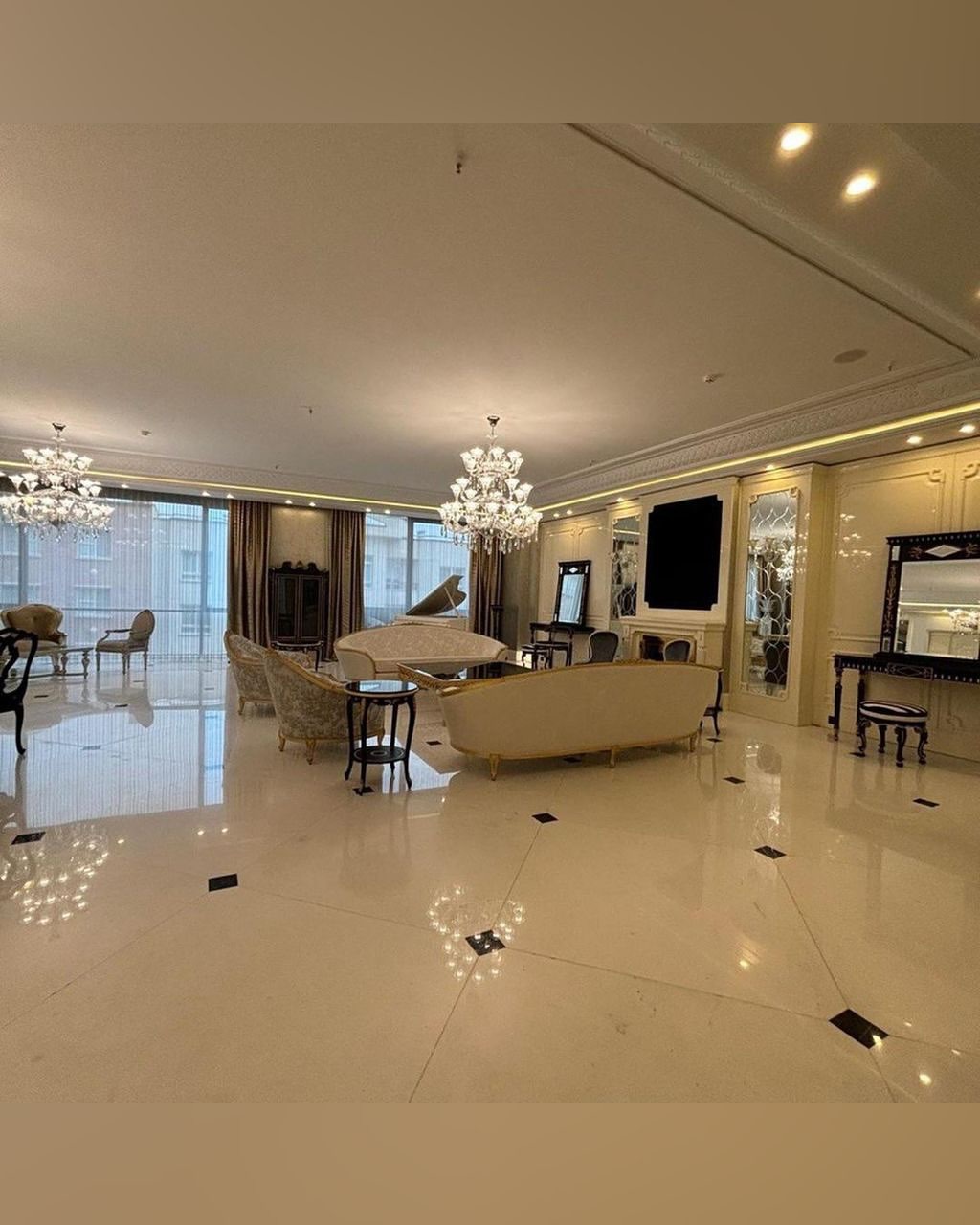 فروش آپارتمان 330متر دیباجی شمالی سه مستر