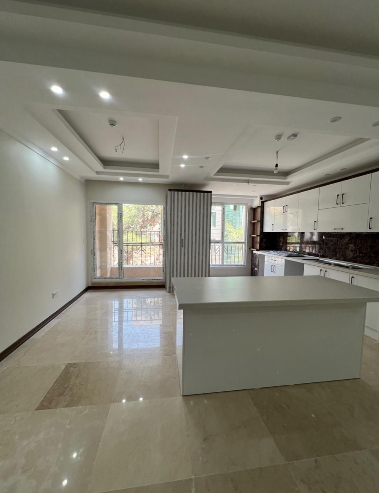 اجاره آپارتمان 125 متر قیطریه غرق‌نور