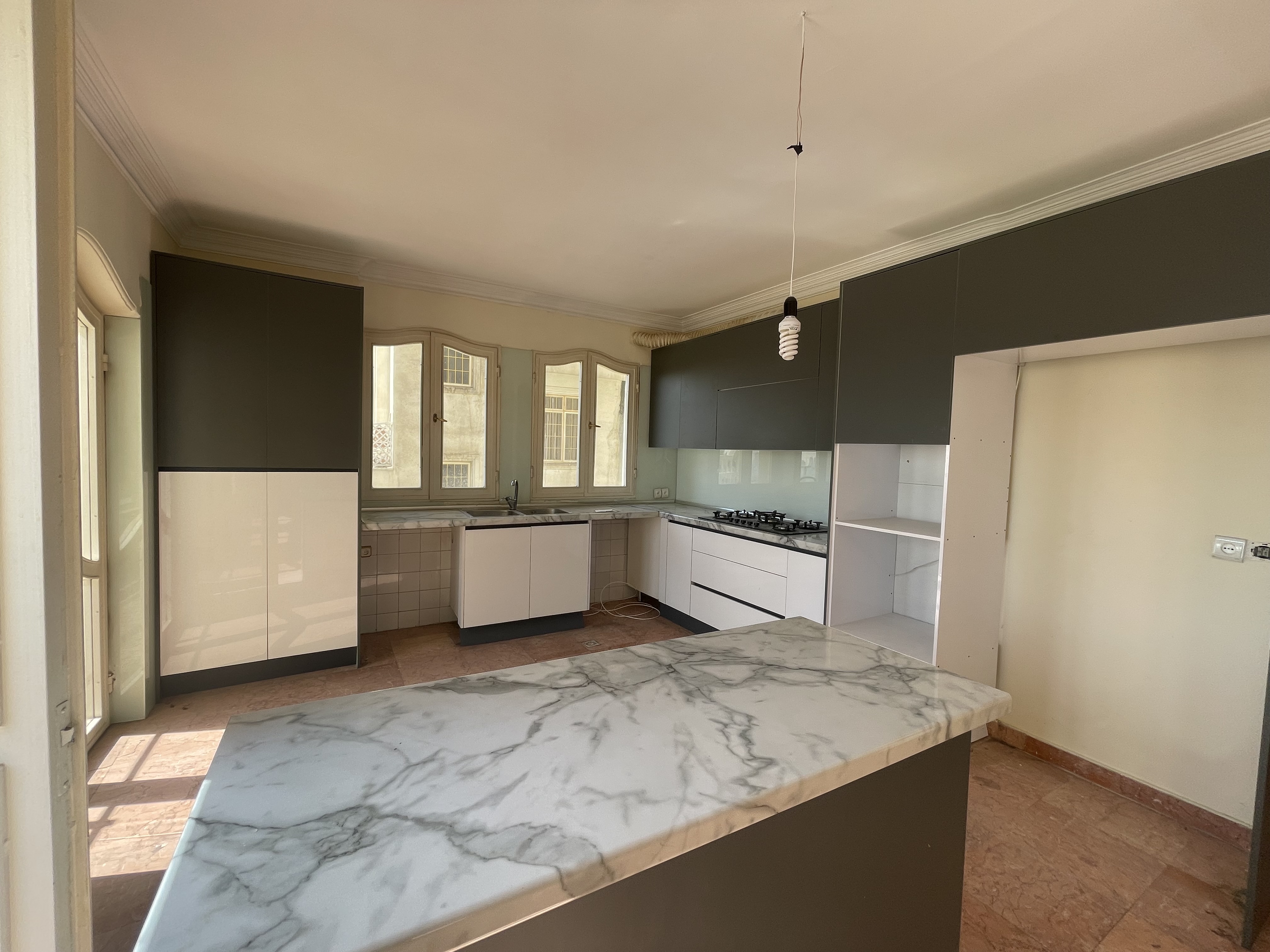 اجاره آپارتمان 120متر نیاوران ویو مشجر