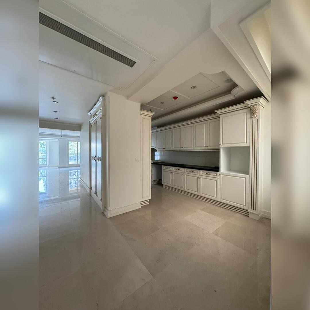 230متر/برج برند/مشاعات/تاپ لوکیشن