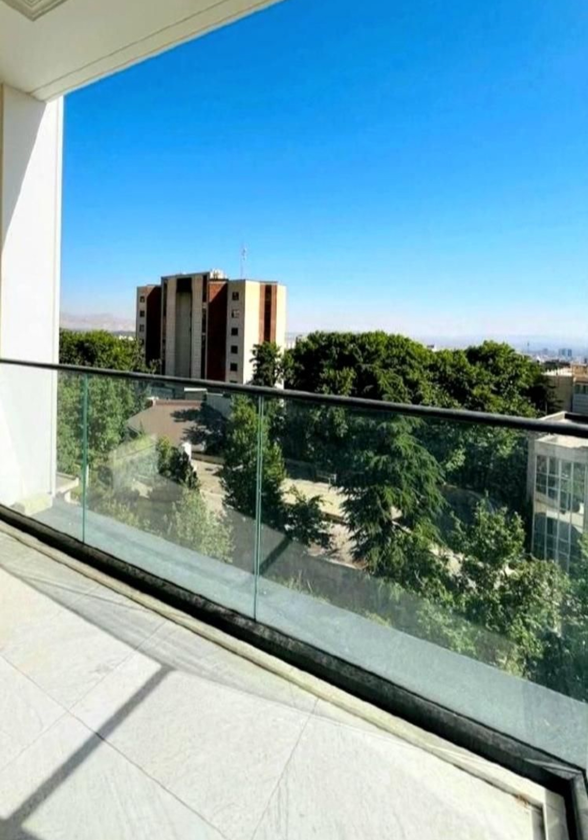 اجاره اپارتمان 260متر نیاوران  فول امکانات