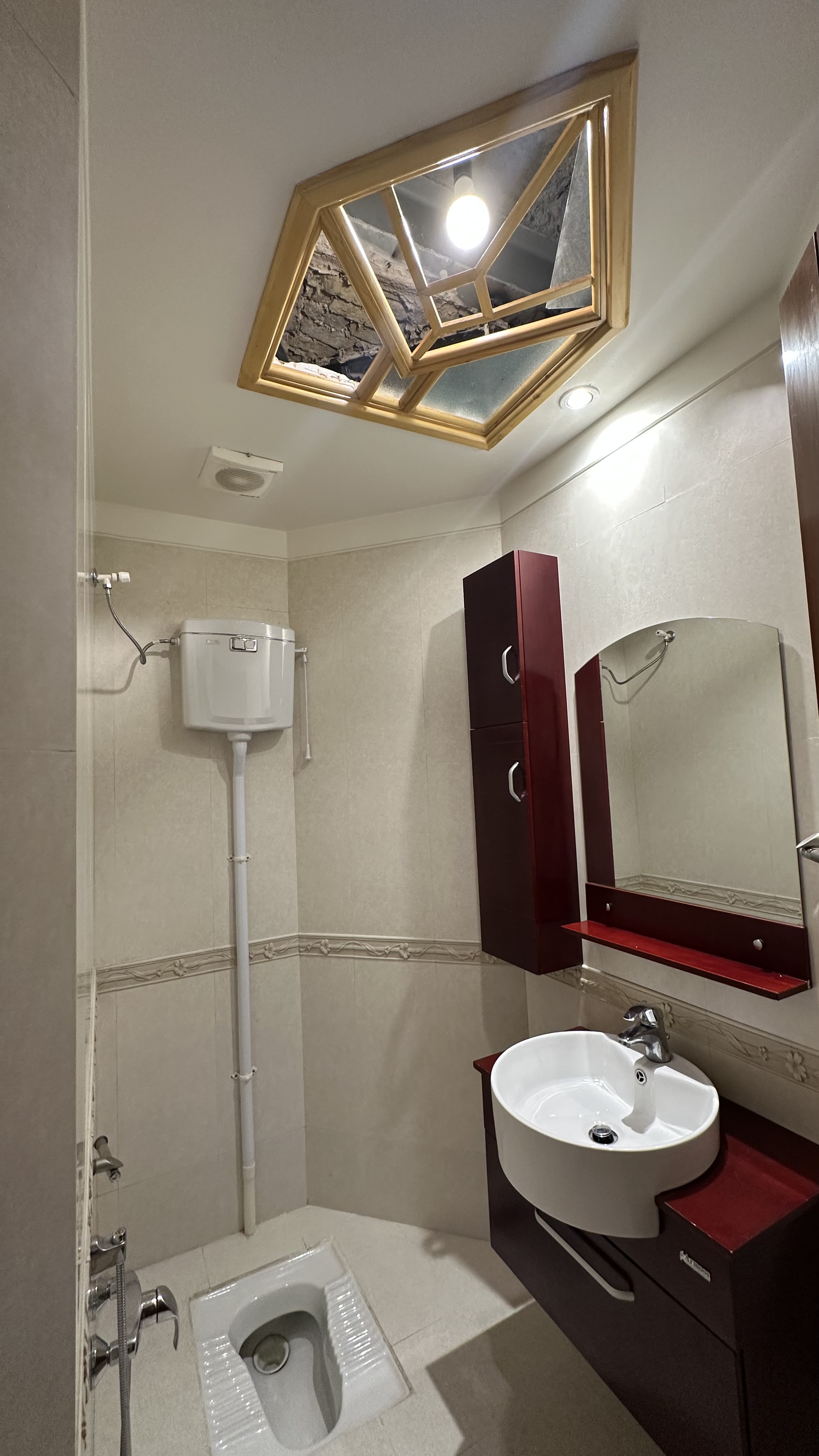 اجاره آپارتمان 95 متر آجودانیه فول مشاعات