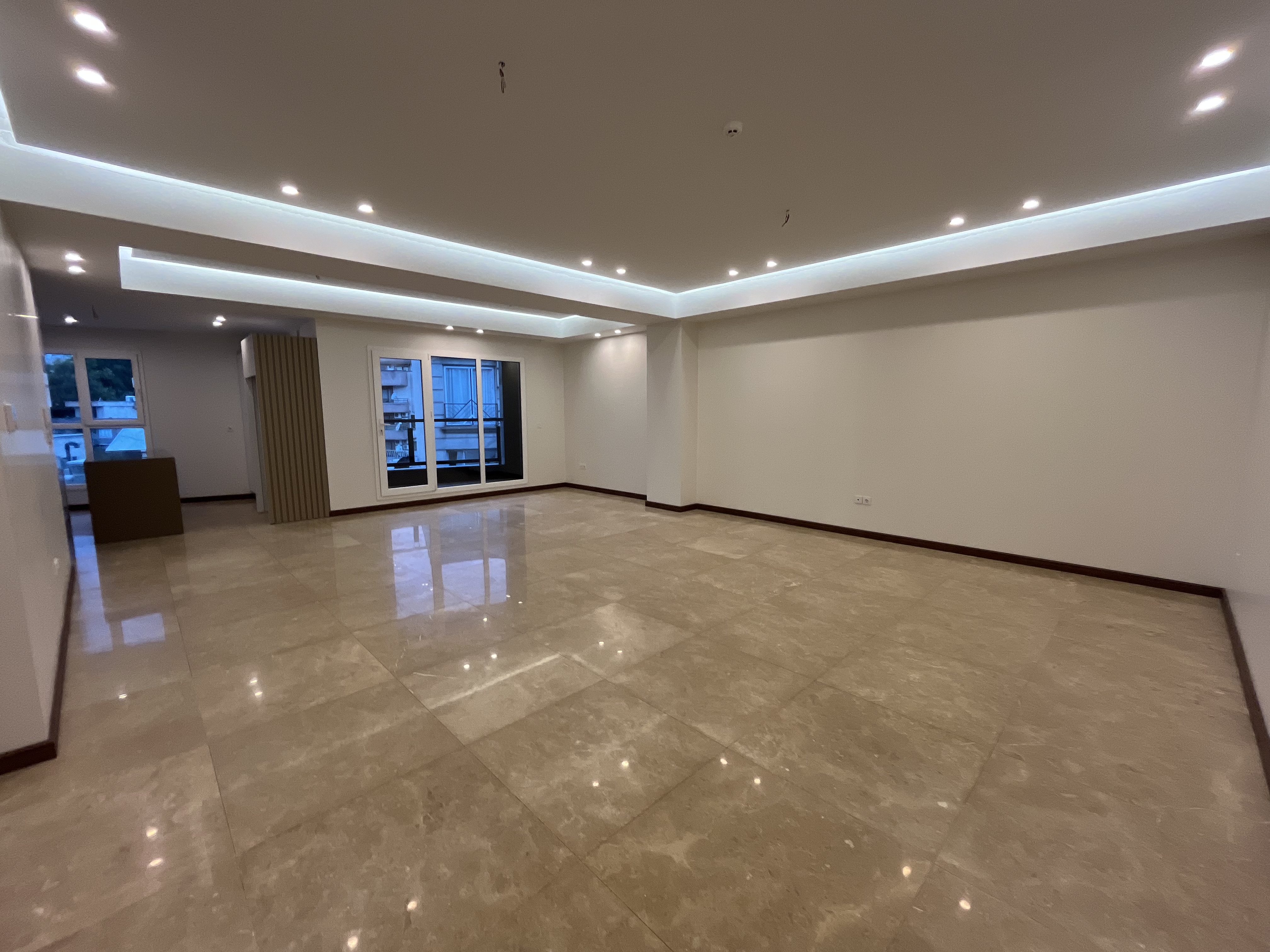 فروش آپارتمان 100 متر کامرانیه 2 خواب