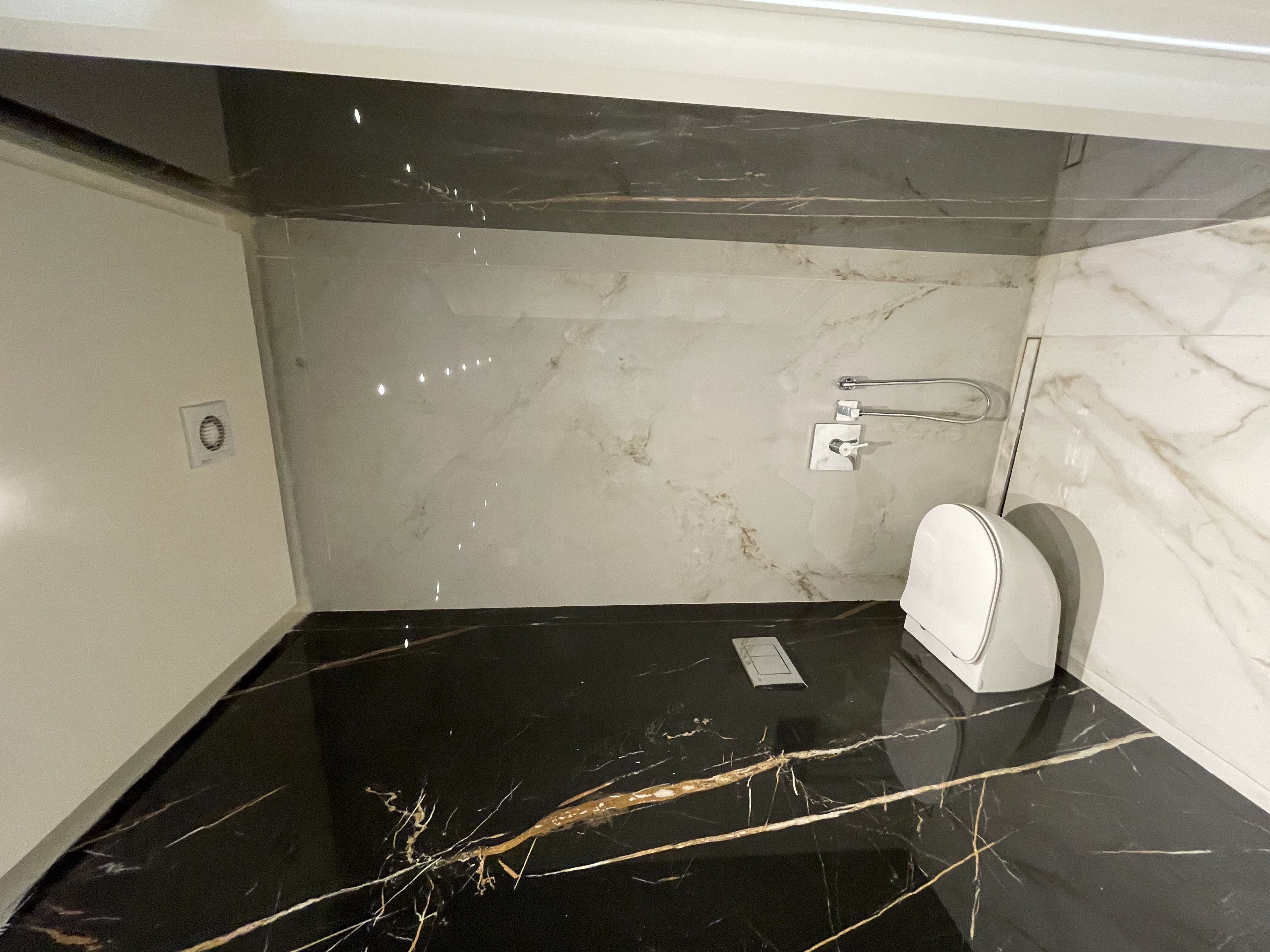 اجاره آپارتمان 153 متر فرمانیه  نوساز کلید نخورده