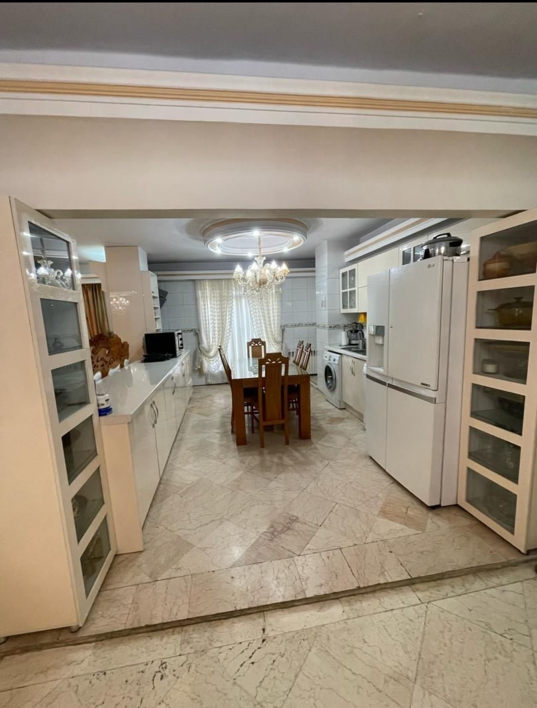 فروش آپارتمان 180متر نارمک تاپ لوکیشن
