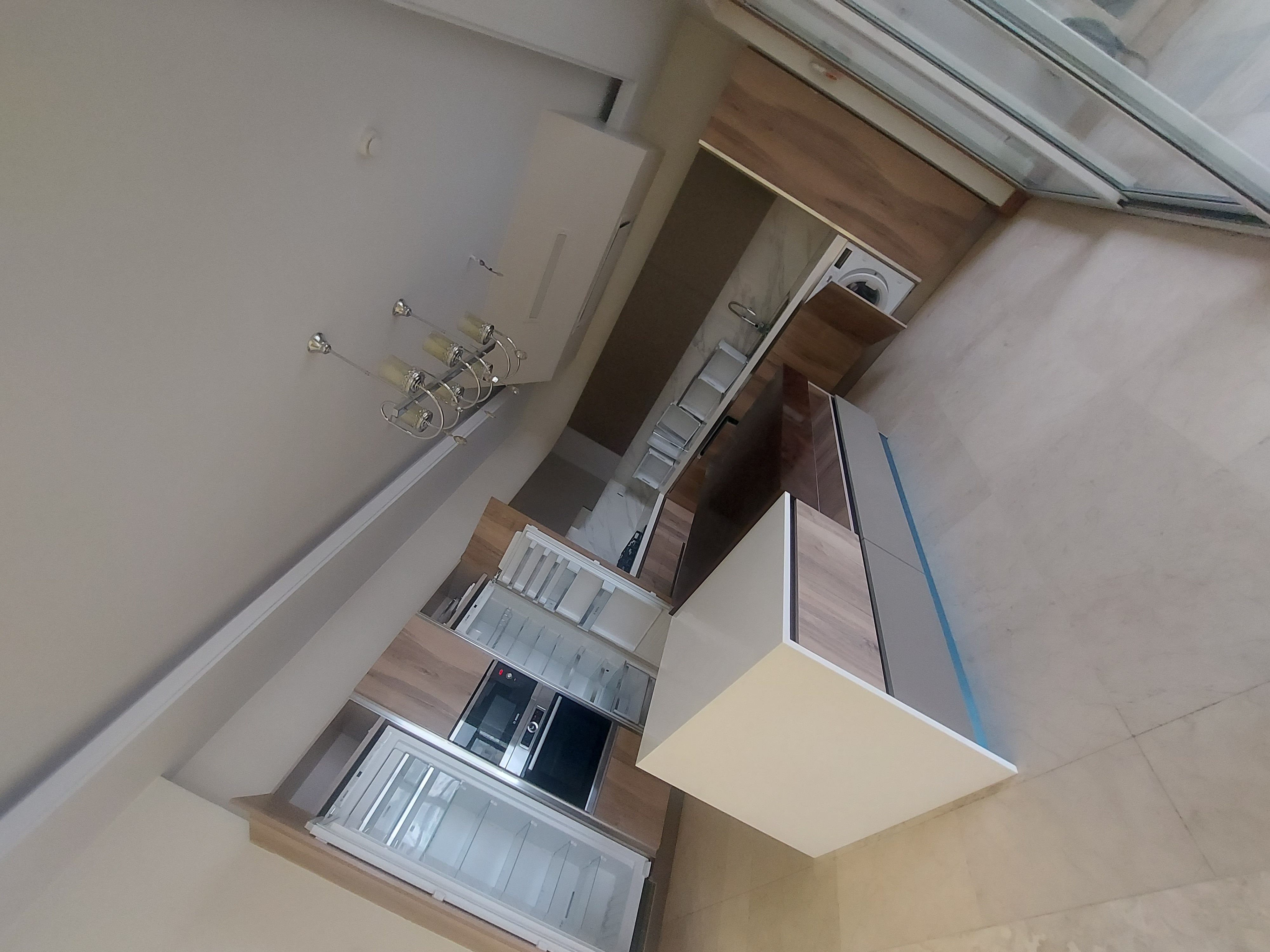 فروش برج باغ 190متر 3خواب فول بازسازی سه جهت نور و ویو