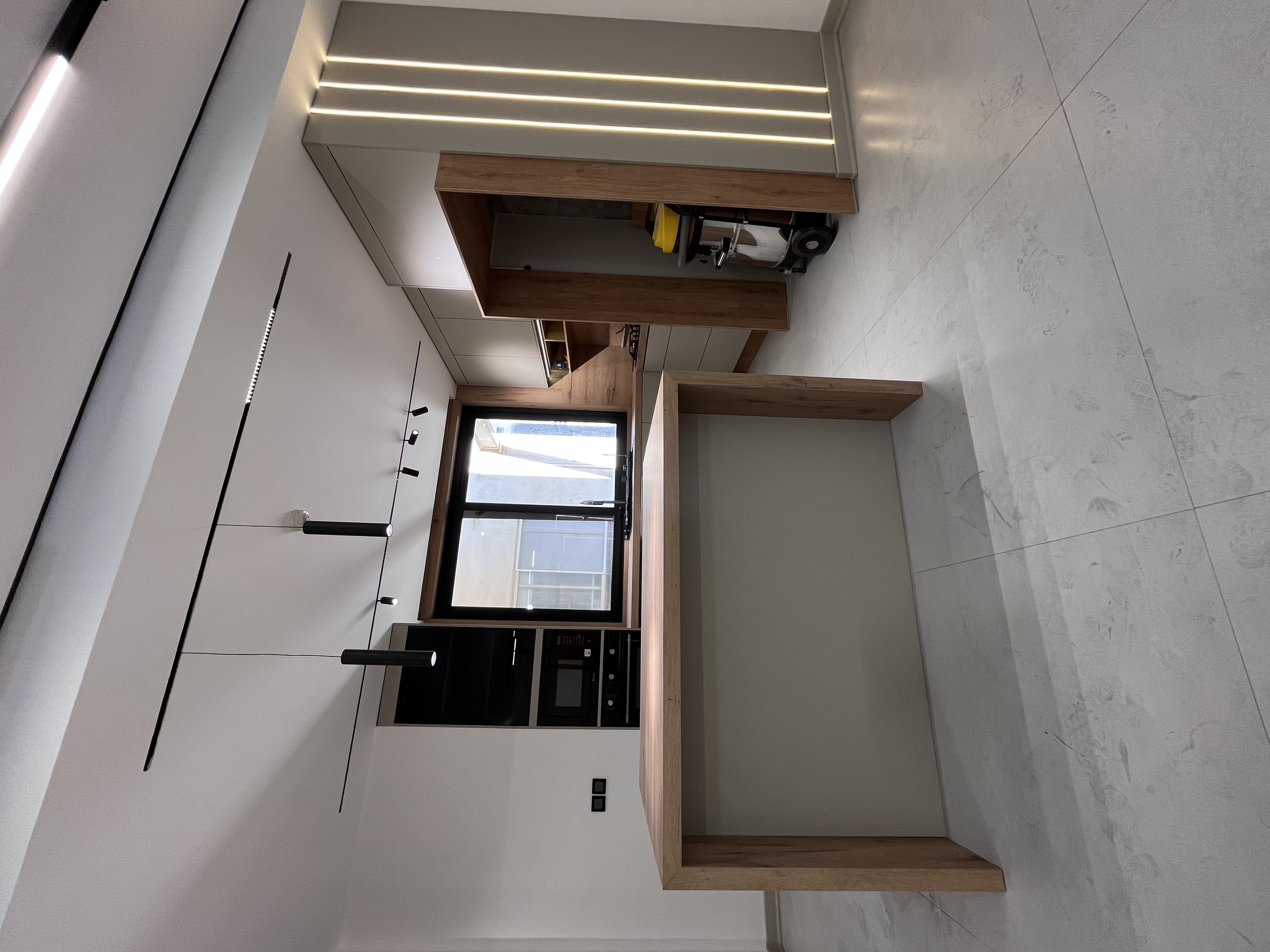 فروش آپارتمان  100 متر کامرانیه شمالی فول بازسازی