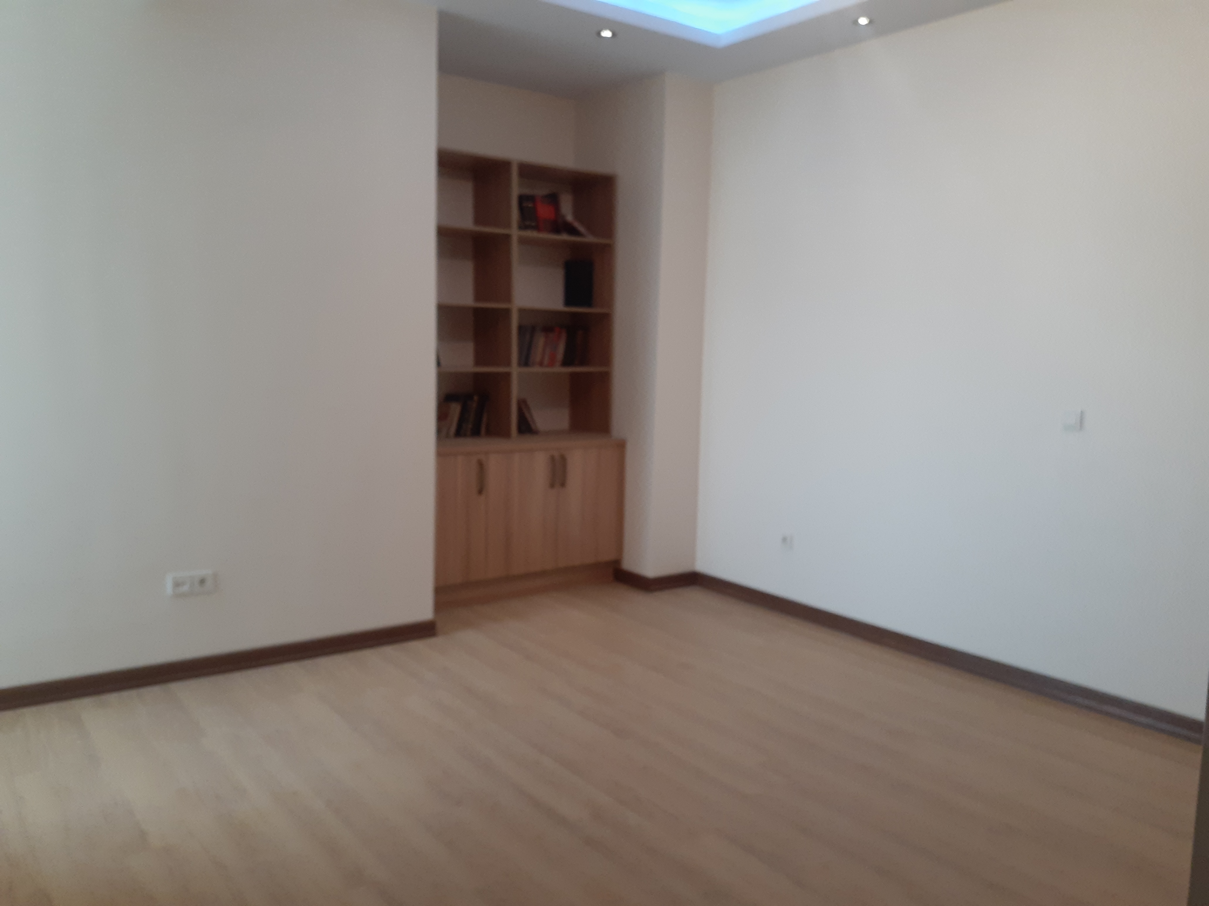 فروش آپارتمان 200 متر دروس نوساز