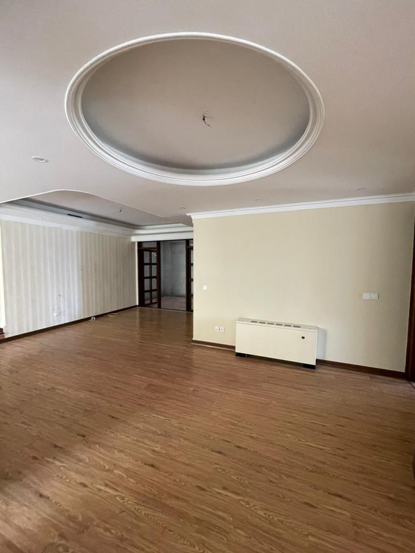 فروش آپارتمان 185متر نیاورران 100متر قدرالسهم