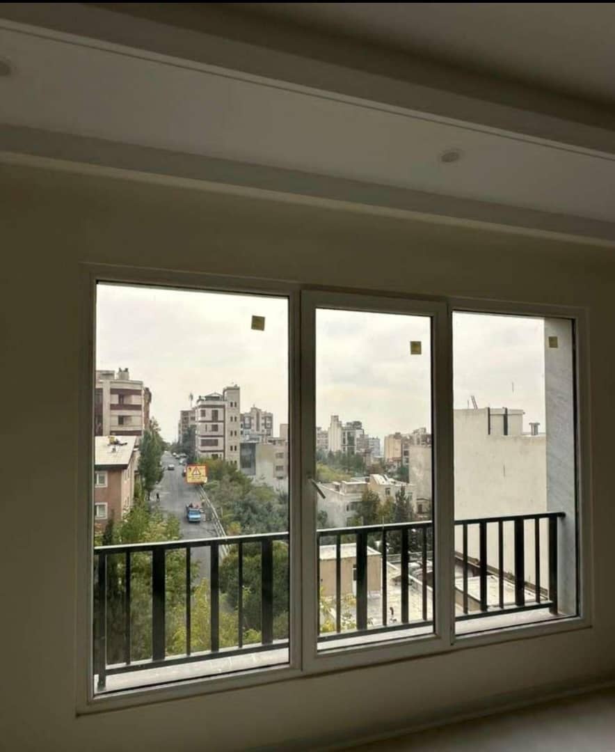فروش آپارتمان 135 متر 3 خواب بالکن دار نوساز کلید نخورده
