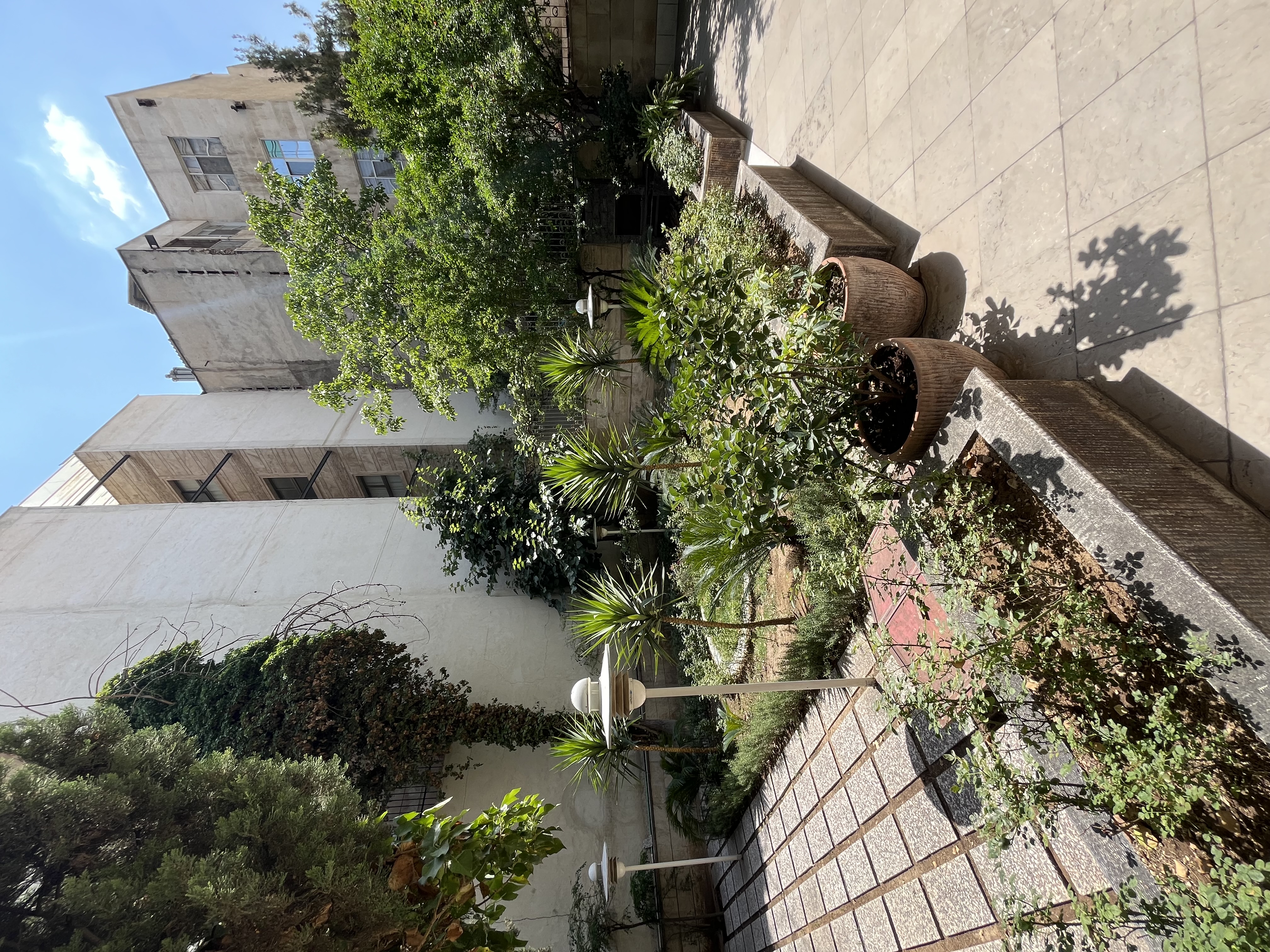فروش آپارتمان 140 متر کیکاووس فول مشاعات تاپ لوکیشن