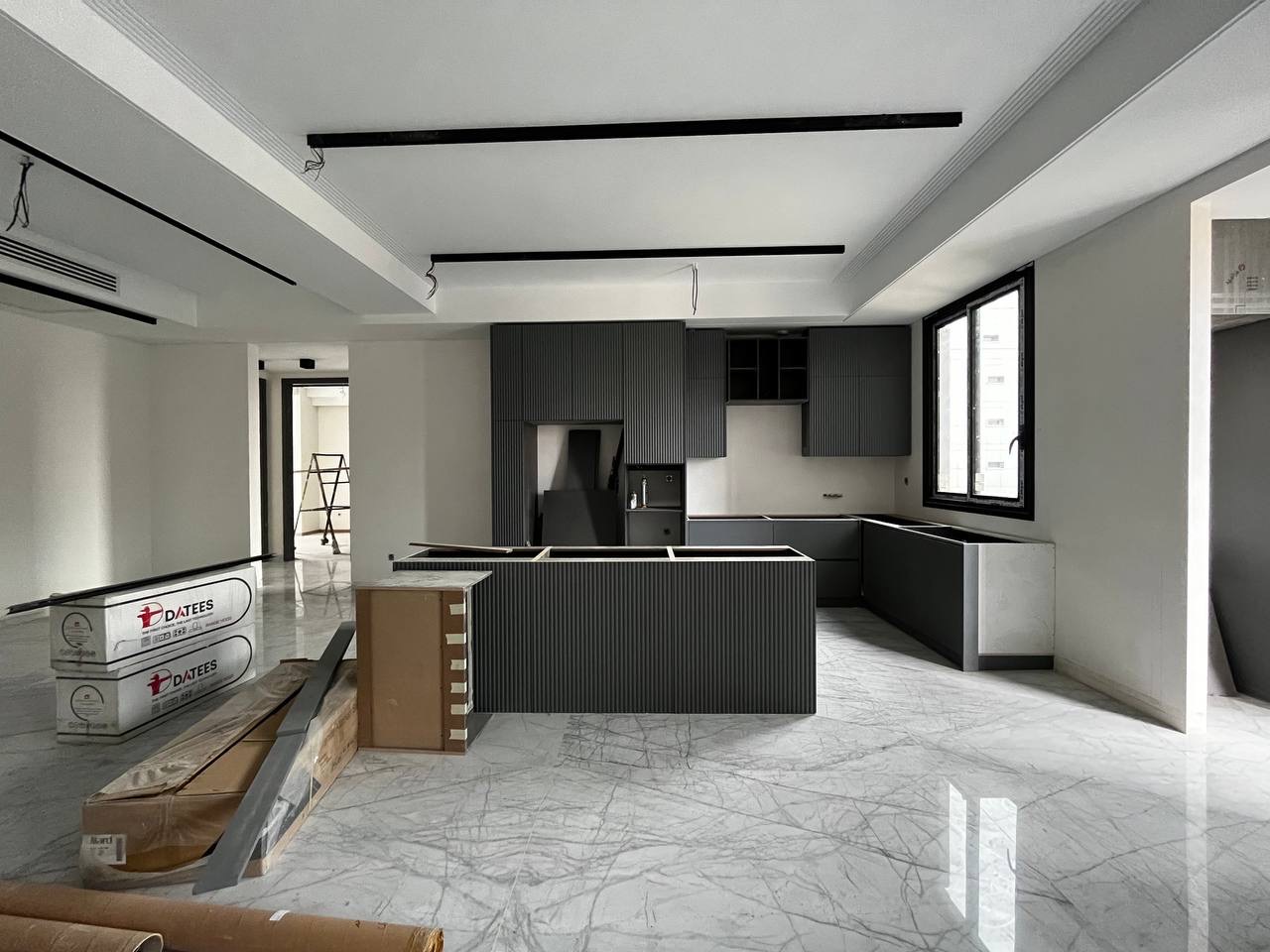 فروش آپارتمان 190متر آجودانیه مدرن کلید نخورده