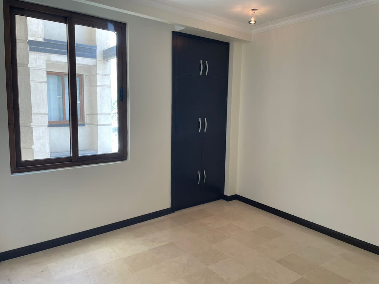 فروش آپارتمان 140متر دربند