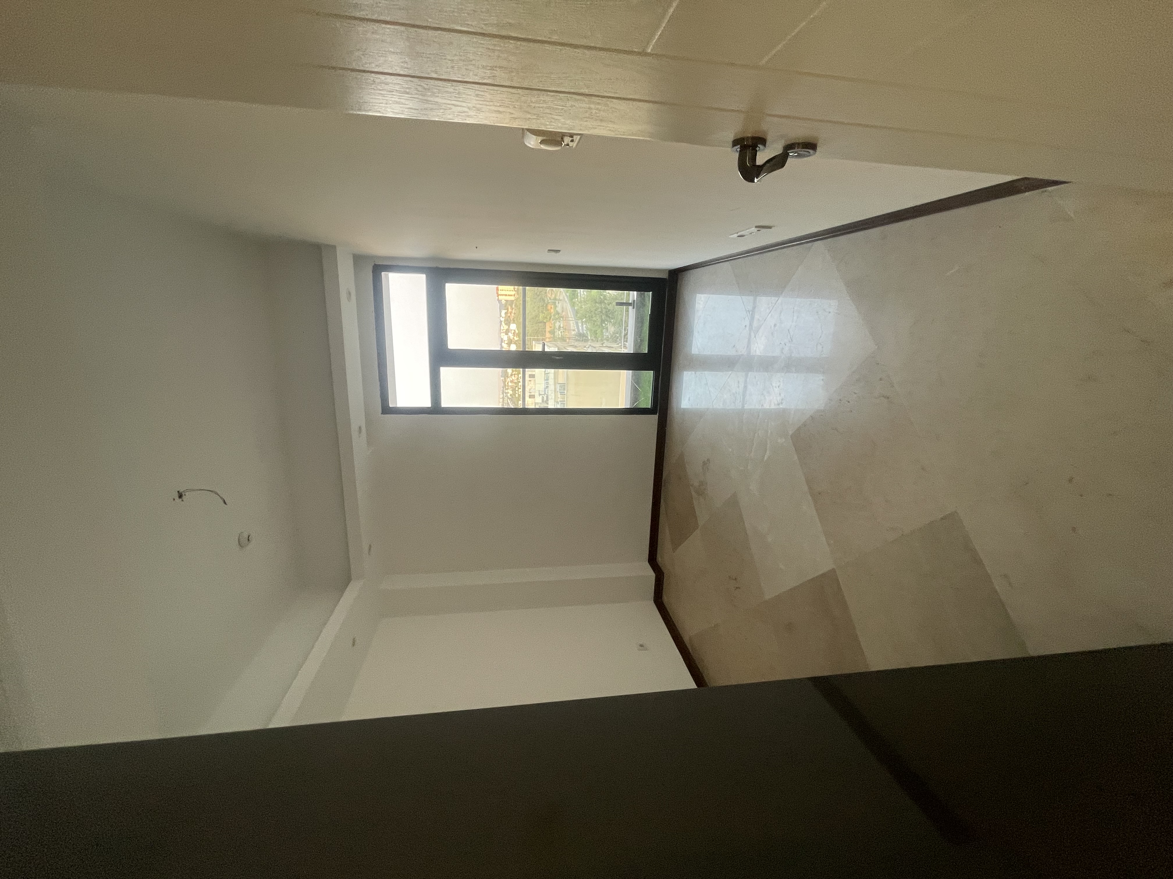 فروش آپارتمان در اقدسیه 110متر فول امکانات