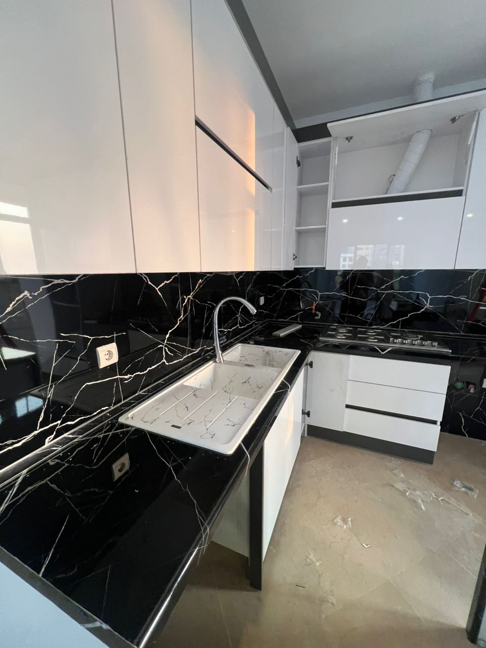 فروش آپارتمان 130 متر شمال کاج نیاوران