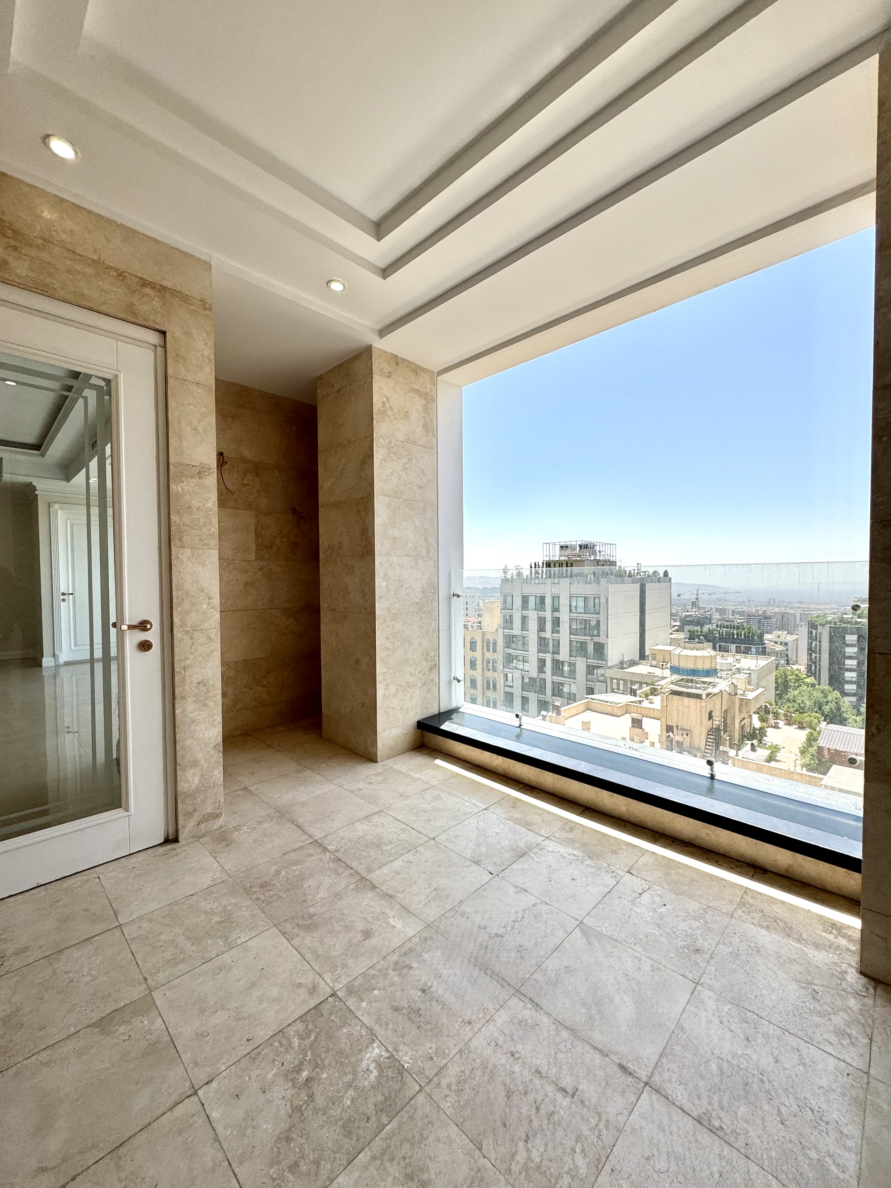 فروش آپارتمان 350 متر صاحبقرانیه 4خواب