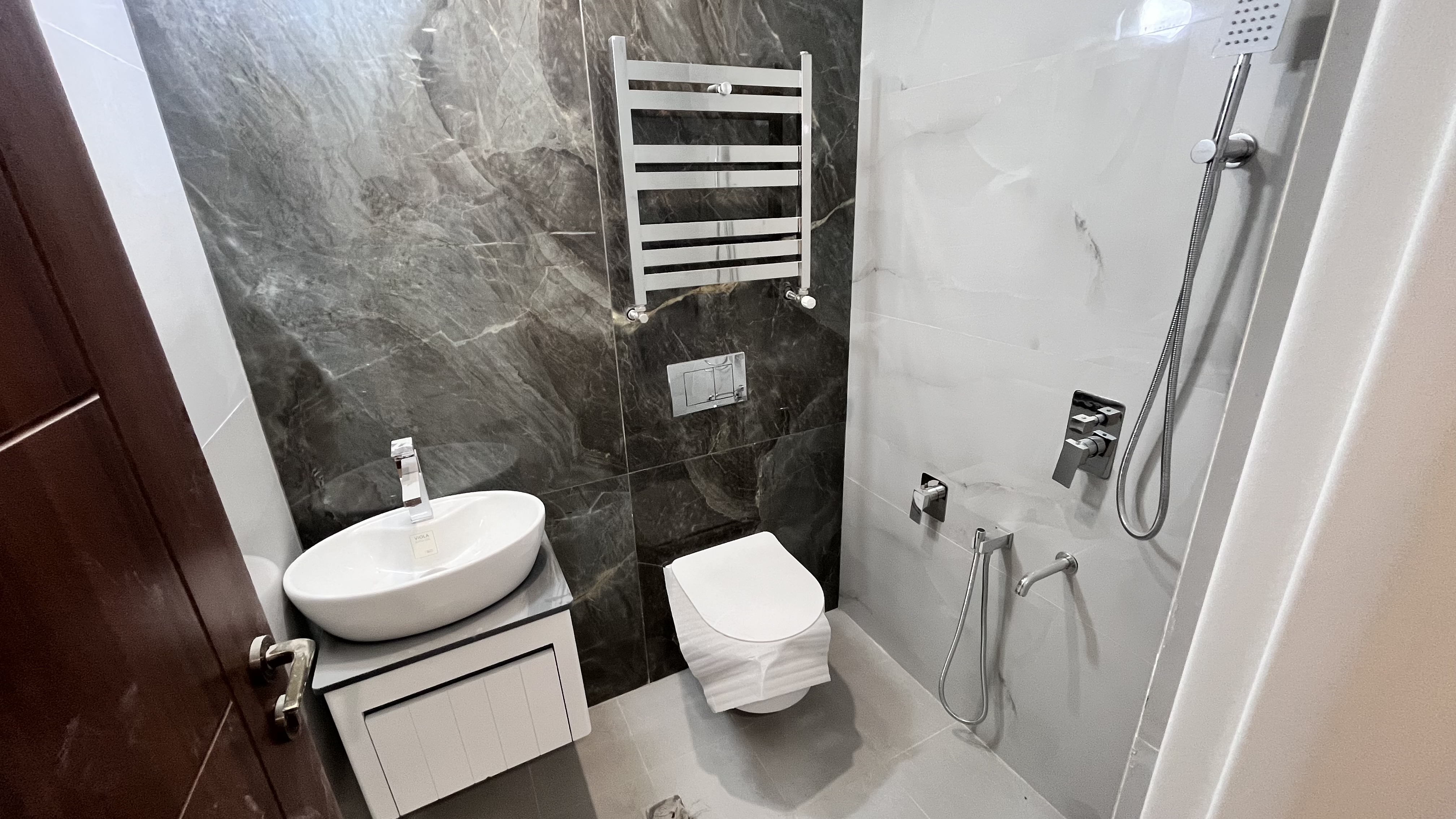 اجاره آپارتمان 135متر شمس آباد فول امکانات