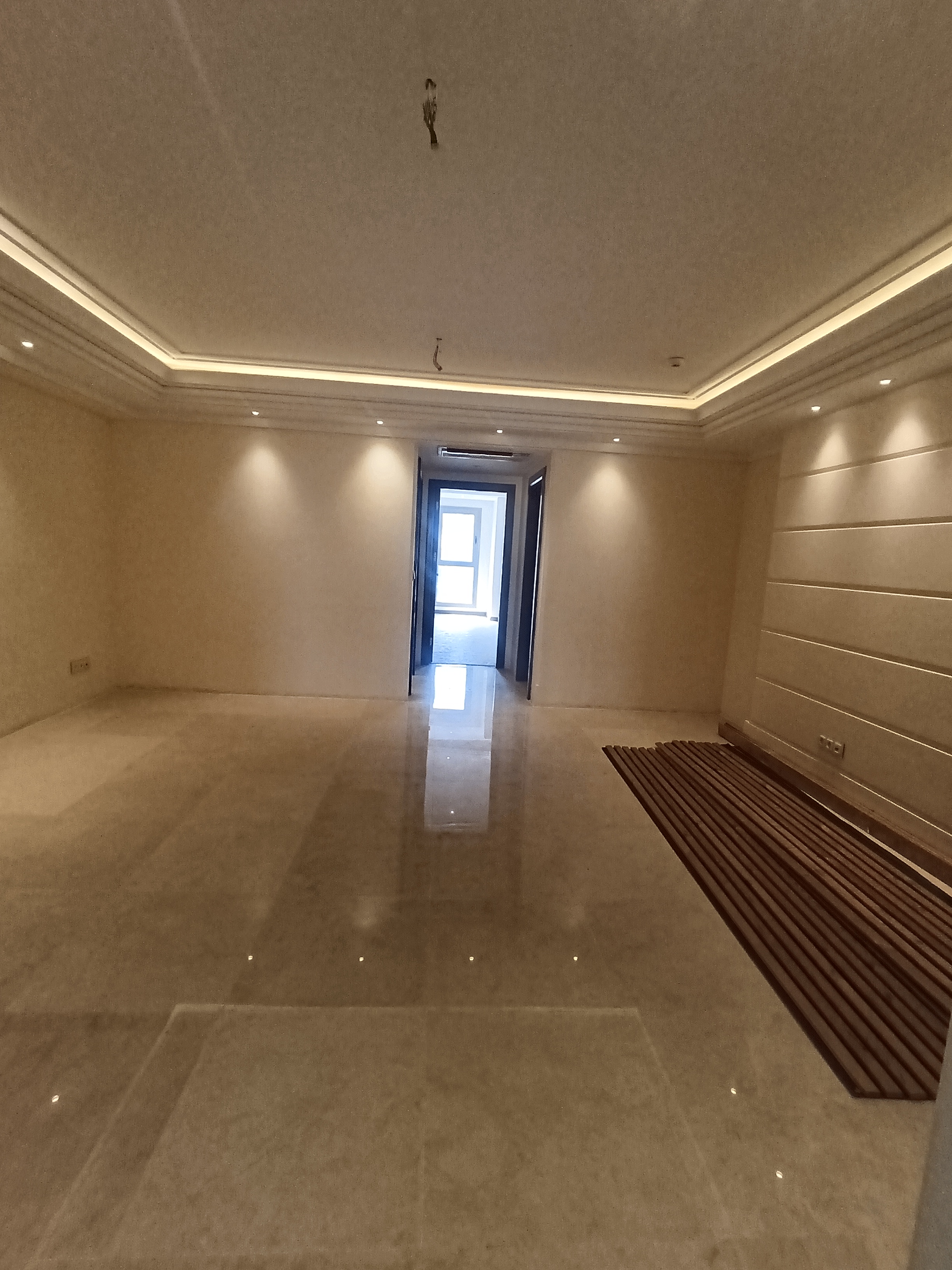 اجاره اداری 150متر نیاوران